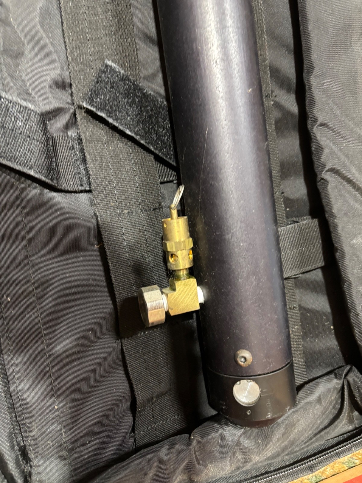 Semi automatic paintball launcher