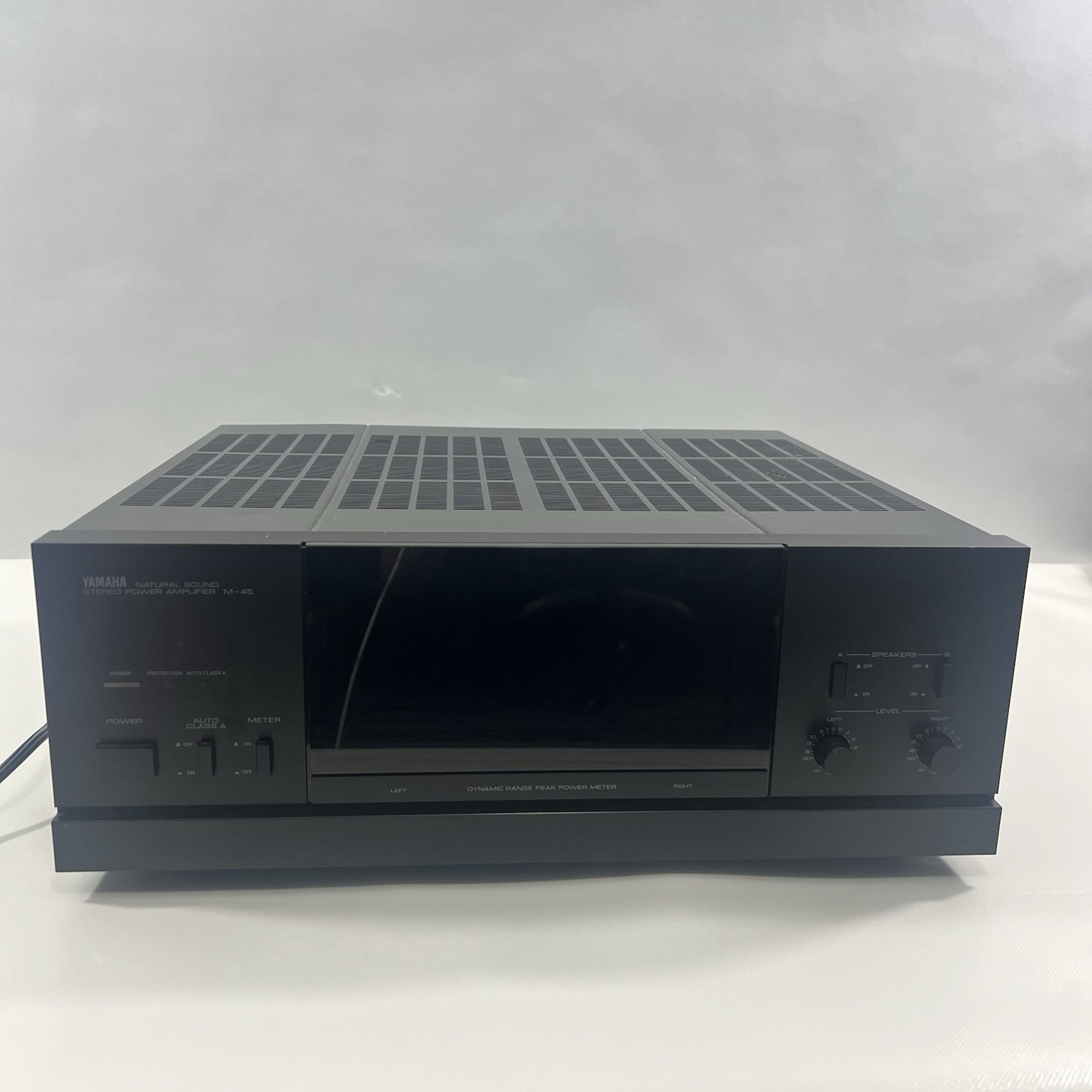 Yamaha M-45 Natural Sound Stereo Power Amplifier FOR PARTS/REPAIR READ