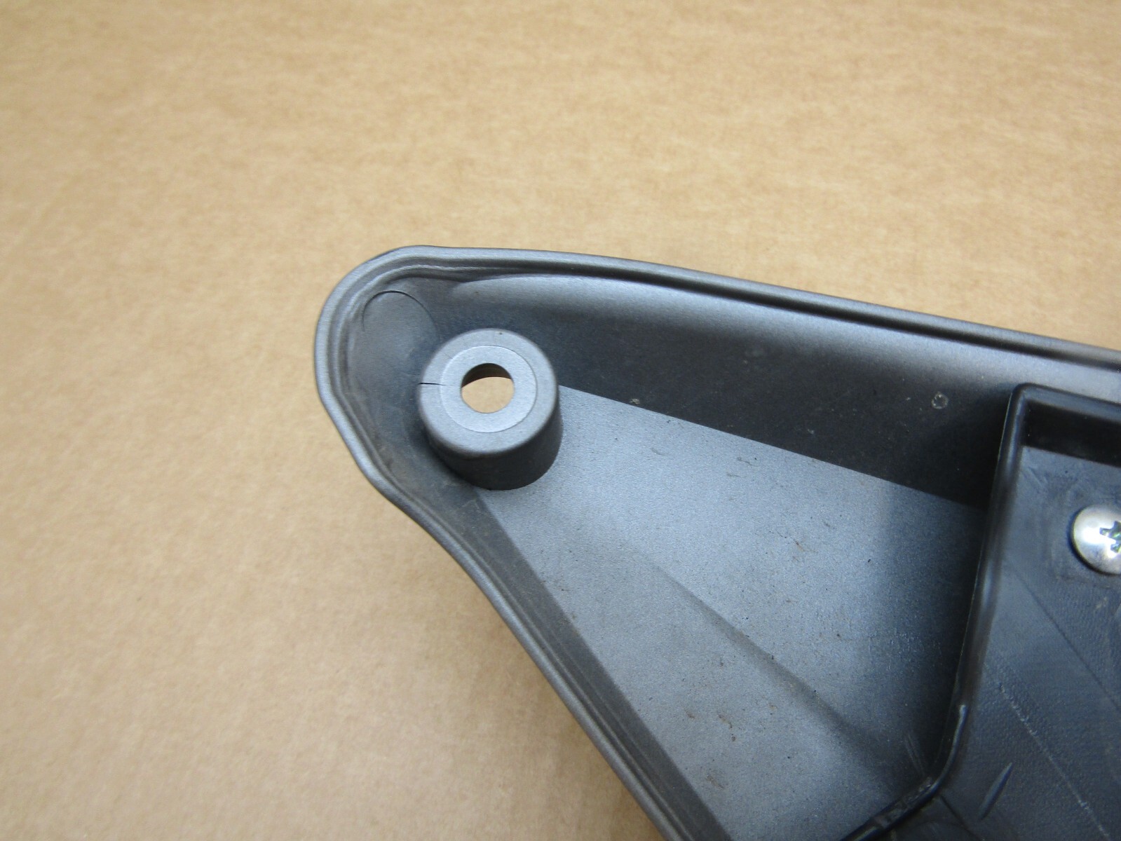 Benelli BN 125 E5 2022 2,495 miles left side fairing panel (13869)