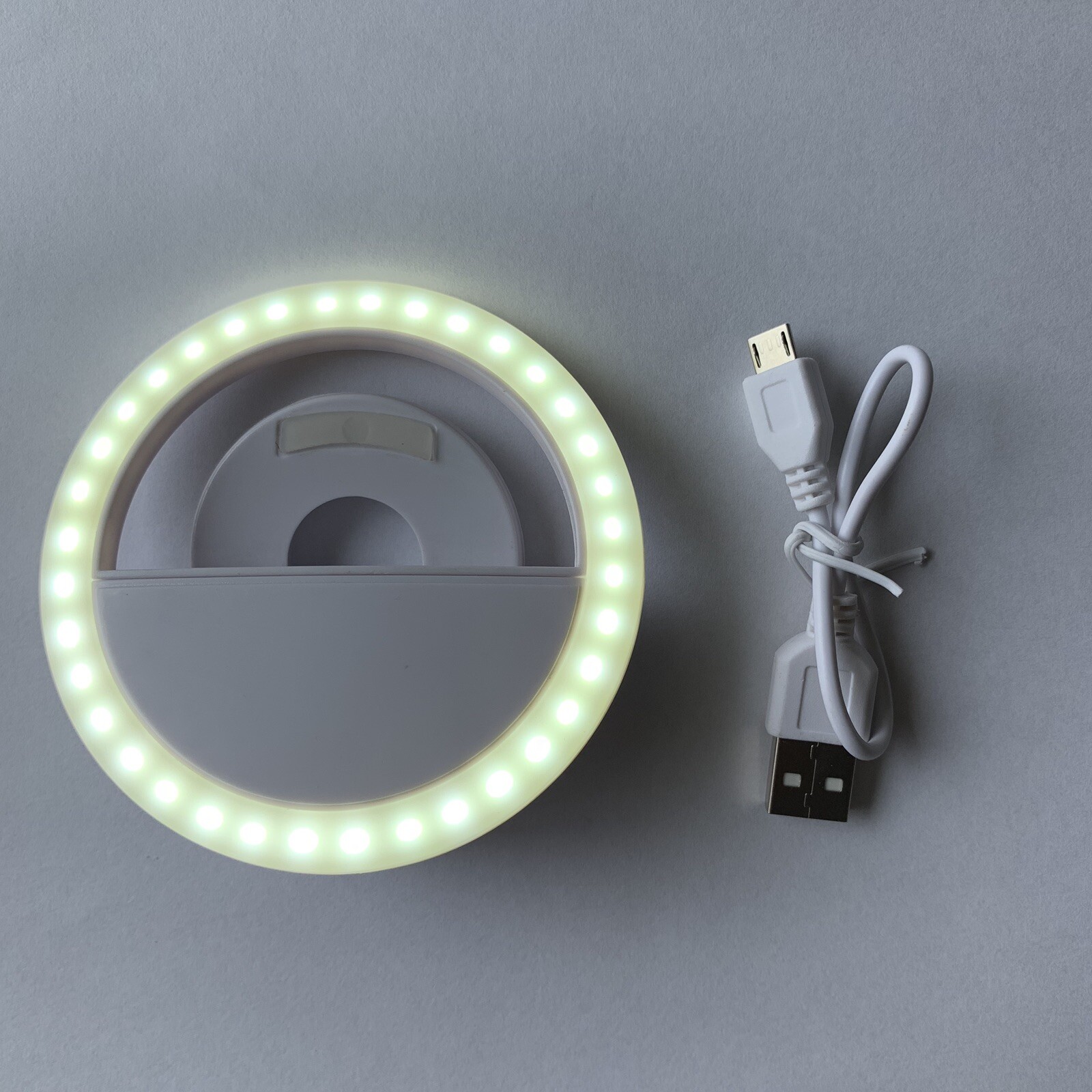 New in Box Selfie Light Ring White USB Rechargeable Battery