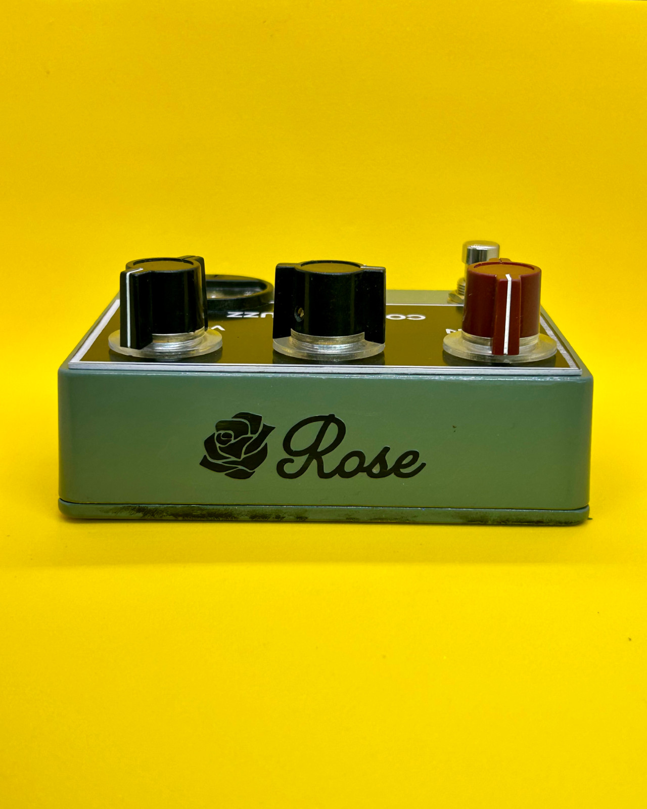 CONSOLE FUZZ - by Rose Electric Audio - Distortion / Fuzz