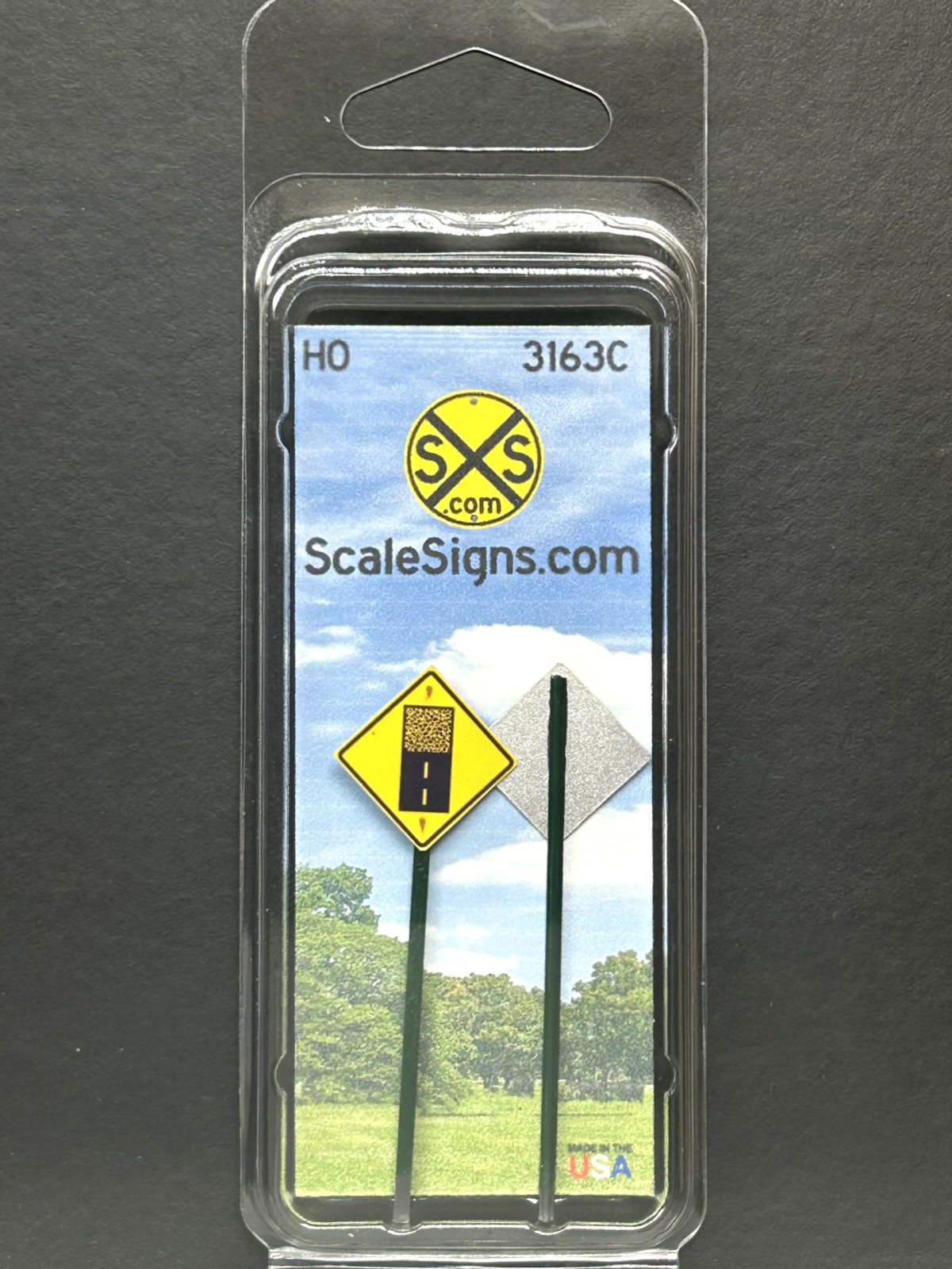 HO-3000-163-C / 1:87 HO Scale Model Street & Railroad Signs "End of Pavement"