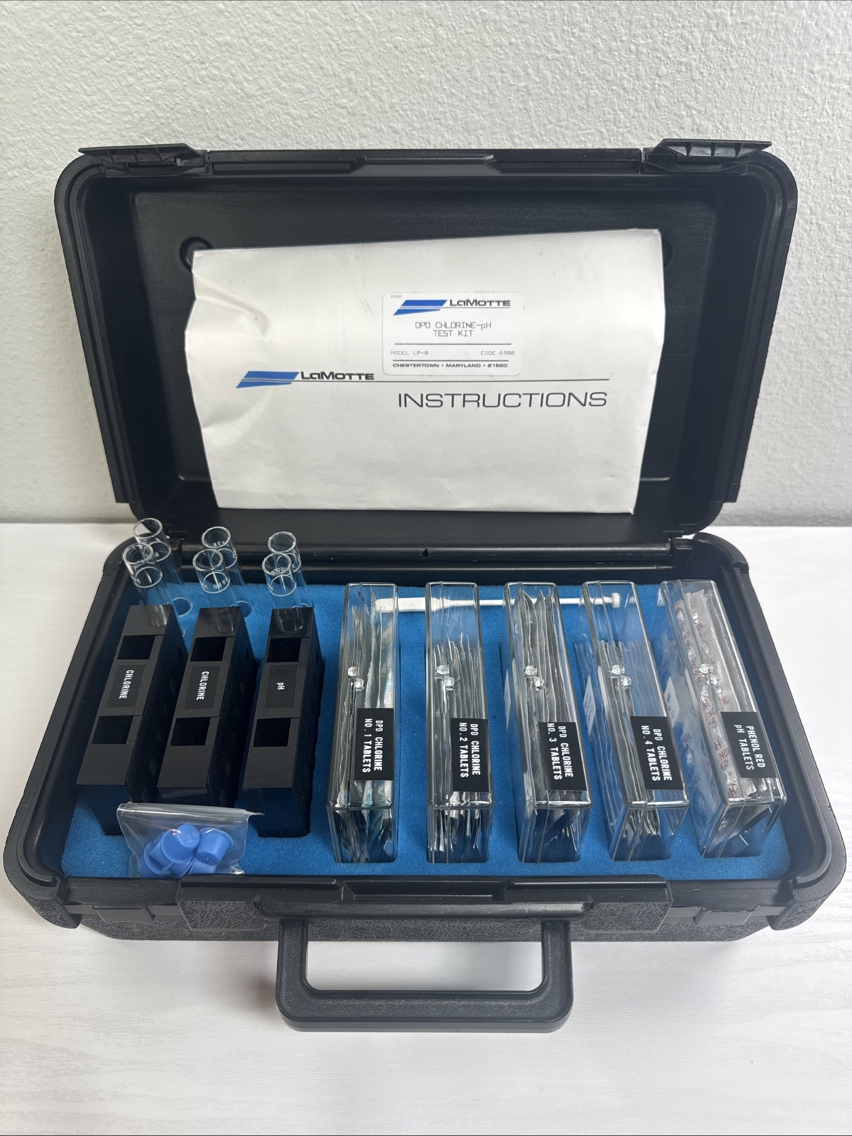 NEW LaMotte Model LP-8 DPD Chlorine-pH Test Kit - New Old Stock - Free Shipping!