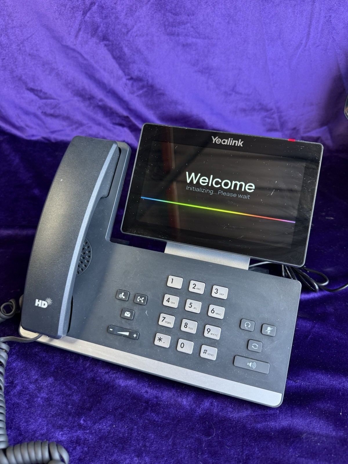 YeaLink SIP-T57W IP PoE Phone, Touch Screen, Tested w/ Stand & Power Supply
