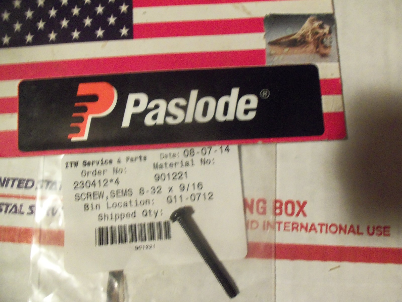 "GENUINE"  Paslode # 901221  SCREW,SEMS 8-32 x 9/16
