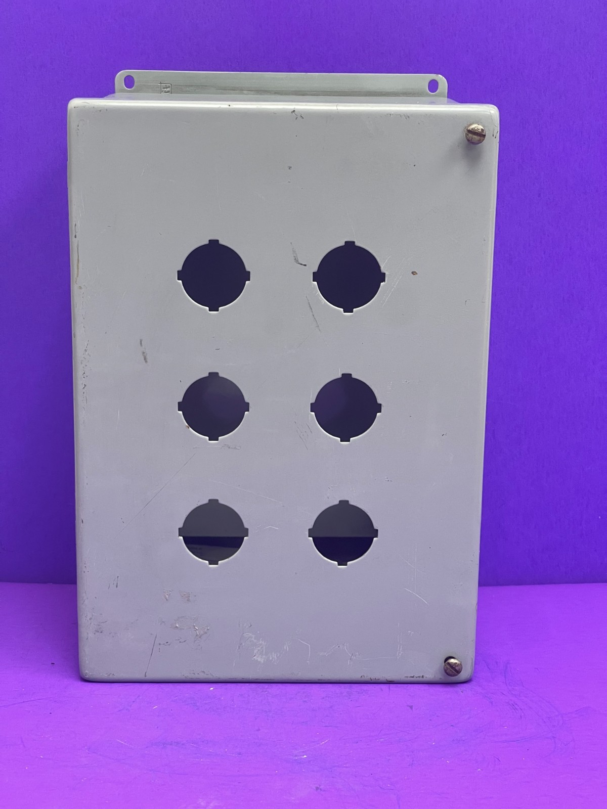 Hoffman E6PBY25, 6 Pushbutton Enclosure  11" x 7.5" x 6"