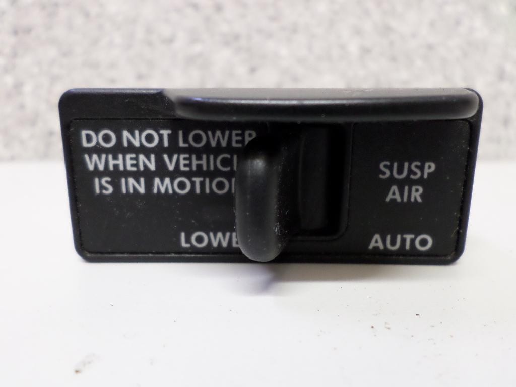 Replaces 3270-3 2018 FREIGHTLINER CASCADIA 125 2018UP ELECTRONIC PART ,  MN