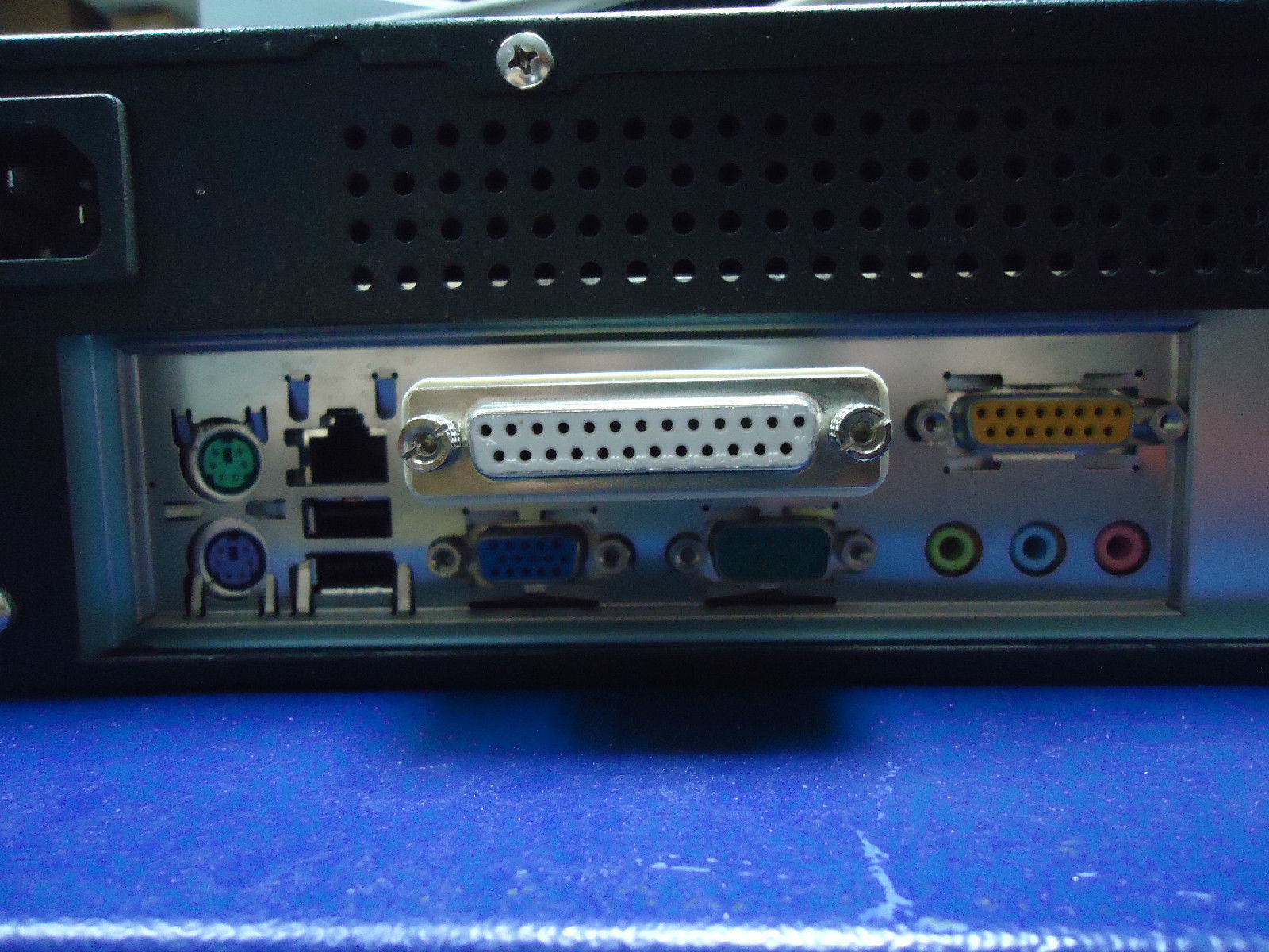 PUBLITRONIC DELTA BROADCAST SERVER, 4 CHANNELS SDI = E X C E L L E N T =