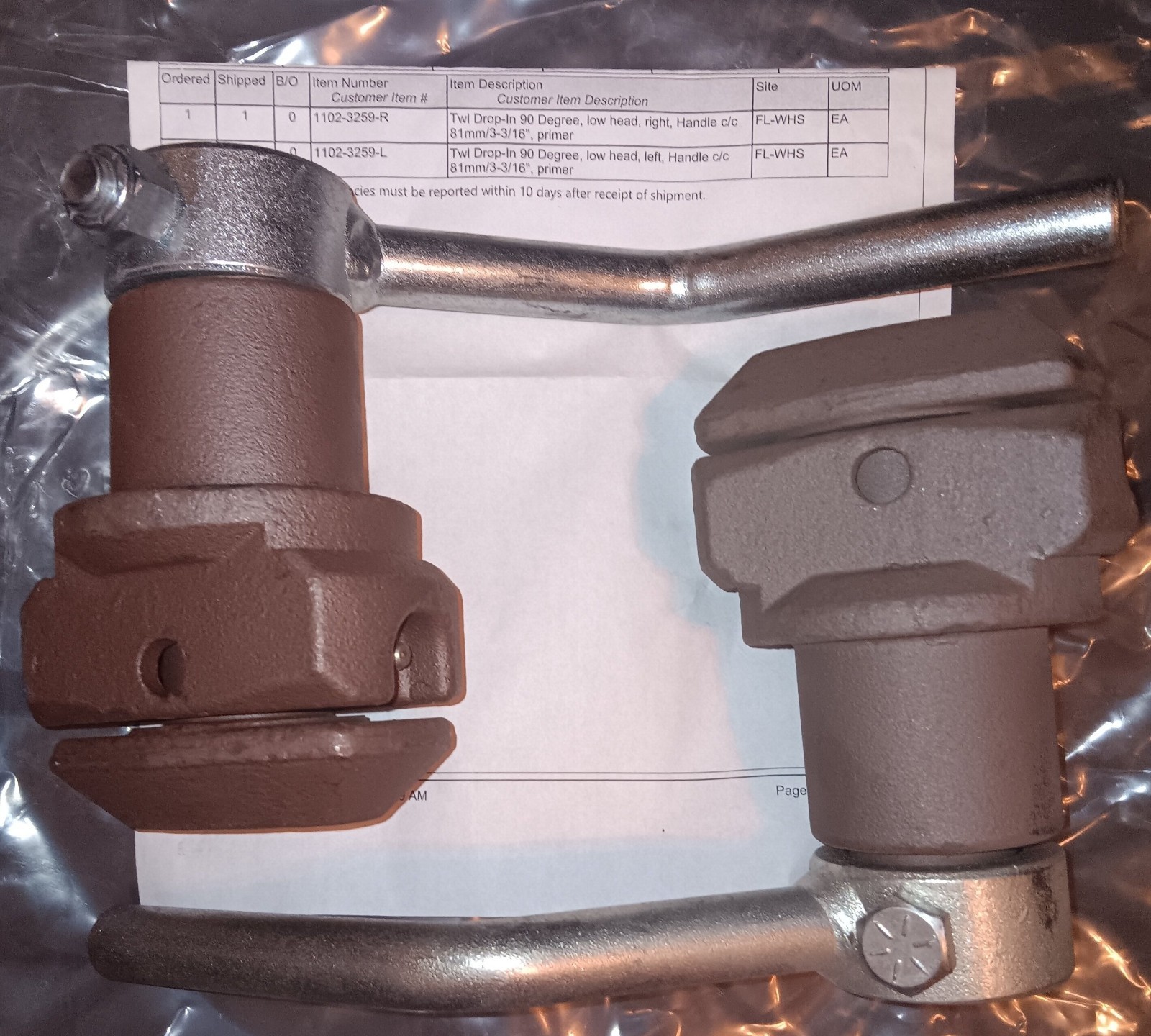 New Pair Container Twistlocks, Left & Right, 1102-3259-L & 1102-3259-R