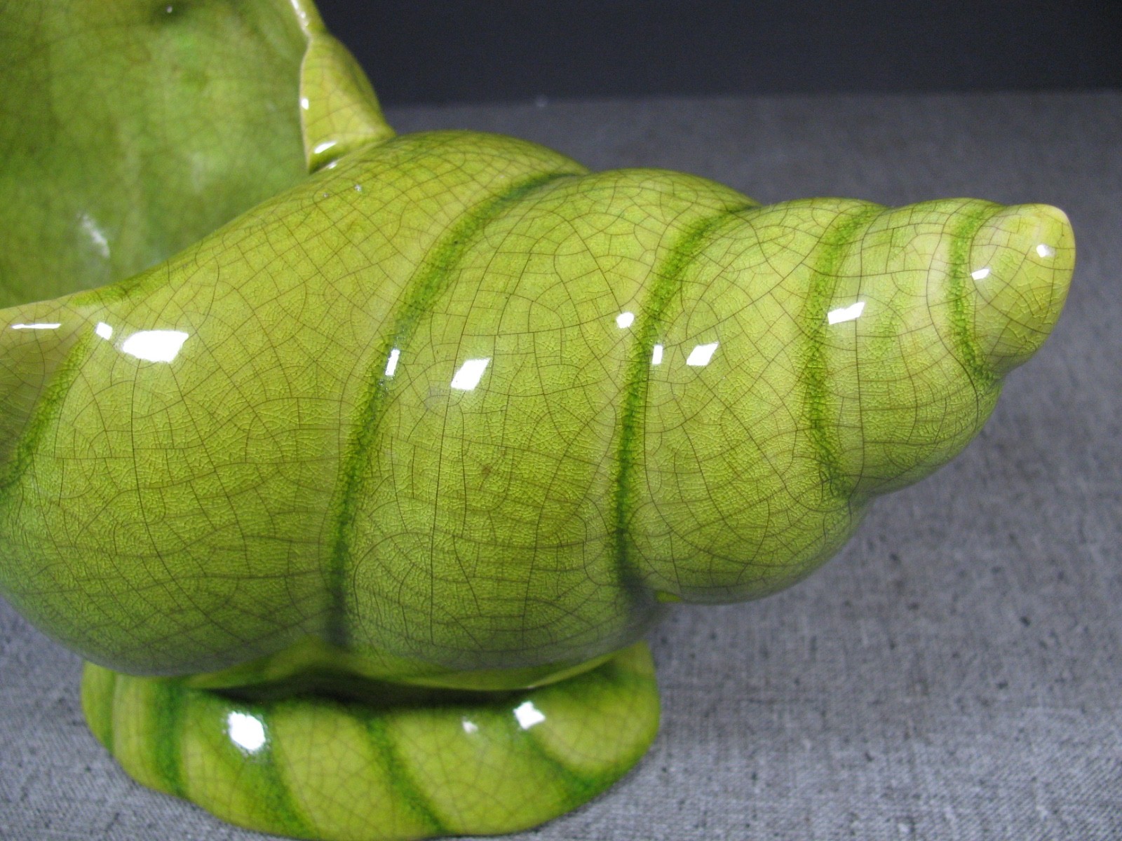 Boksburg East Pottery ? Lucia Ware Shell Shaped Planter Vase Green Crackle Glaze
