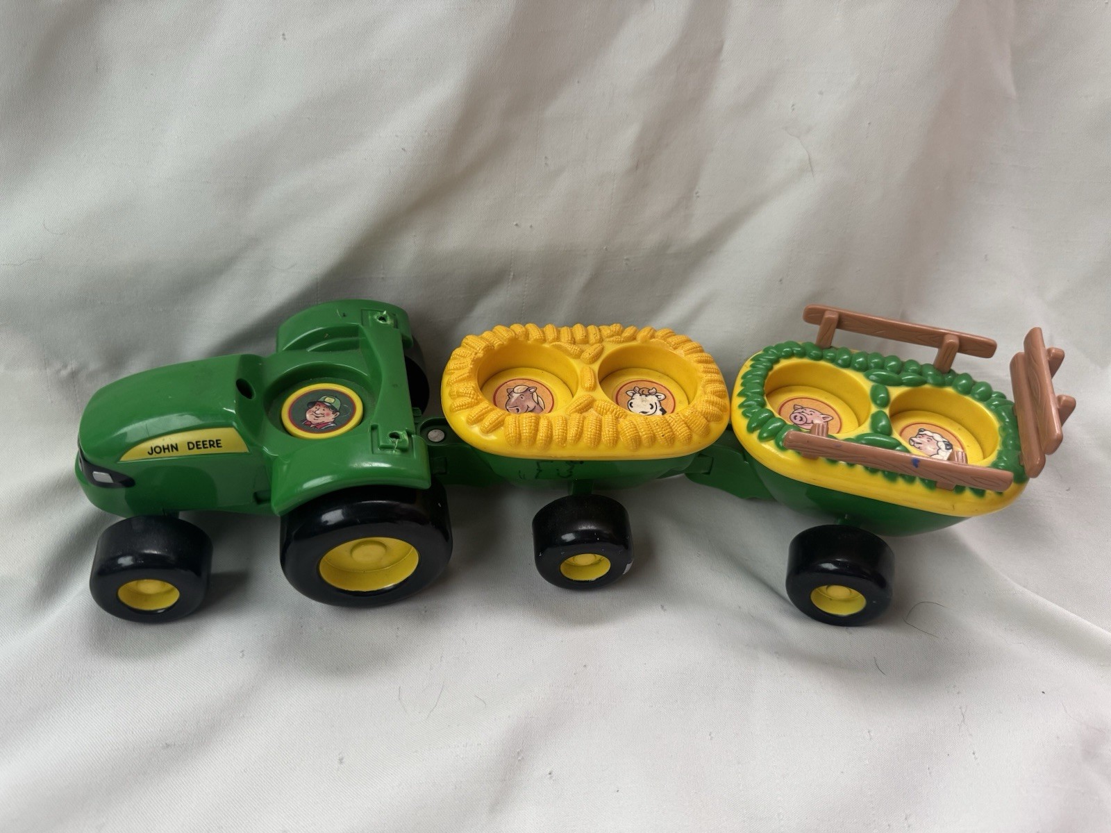 John Deere Hayride Tractor 2 Trailers & Farm     Animal Sounds Great Toy