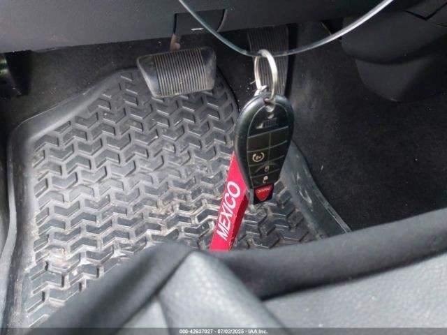 TDODR2500 2011 Glove Box 4921594