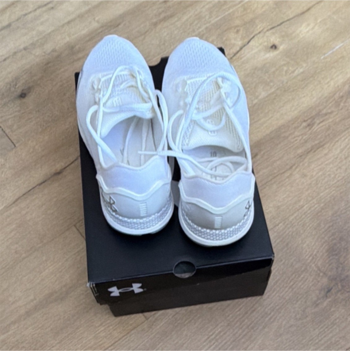 Under Armour HOVR Sonic Breathable Mesh Men's White Running Shoes Size 8