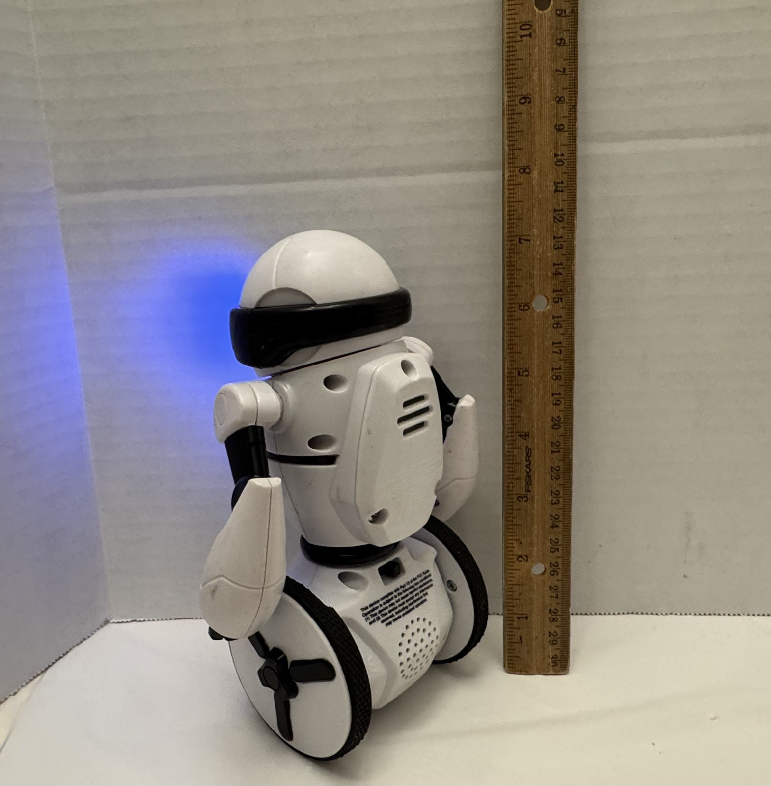 WowWee MiP White & Black Robot, Self Balancing Tested & Working!