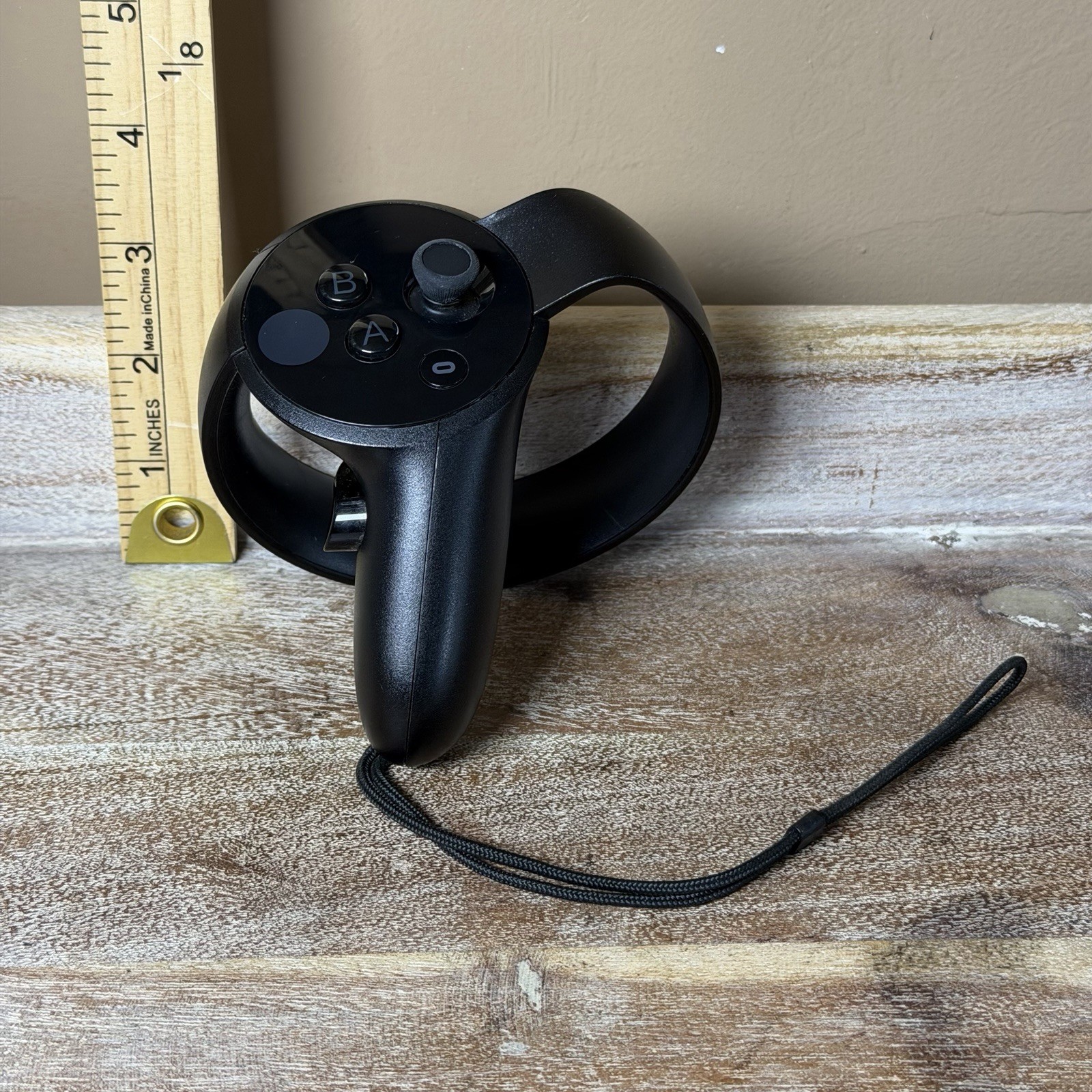 Meta Oculus Rift CV1 Touch Controllers RIGHT - Tested And Working