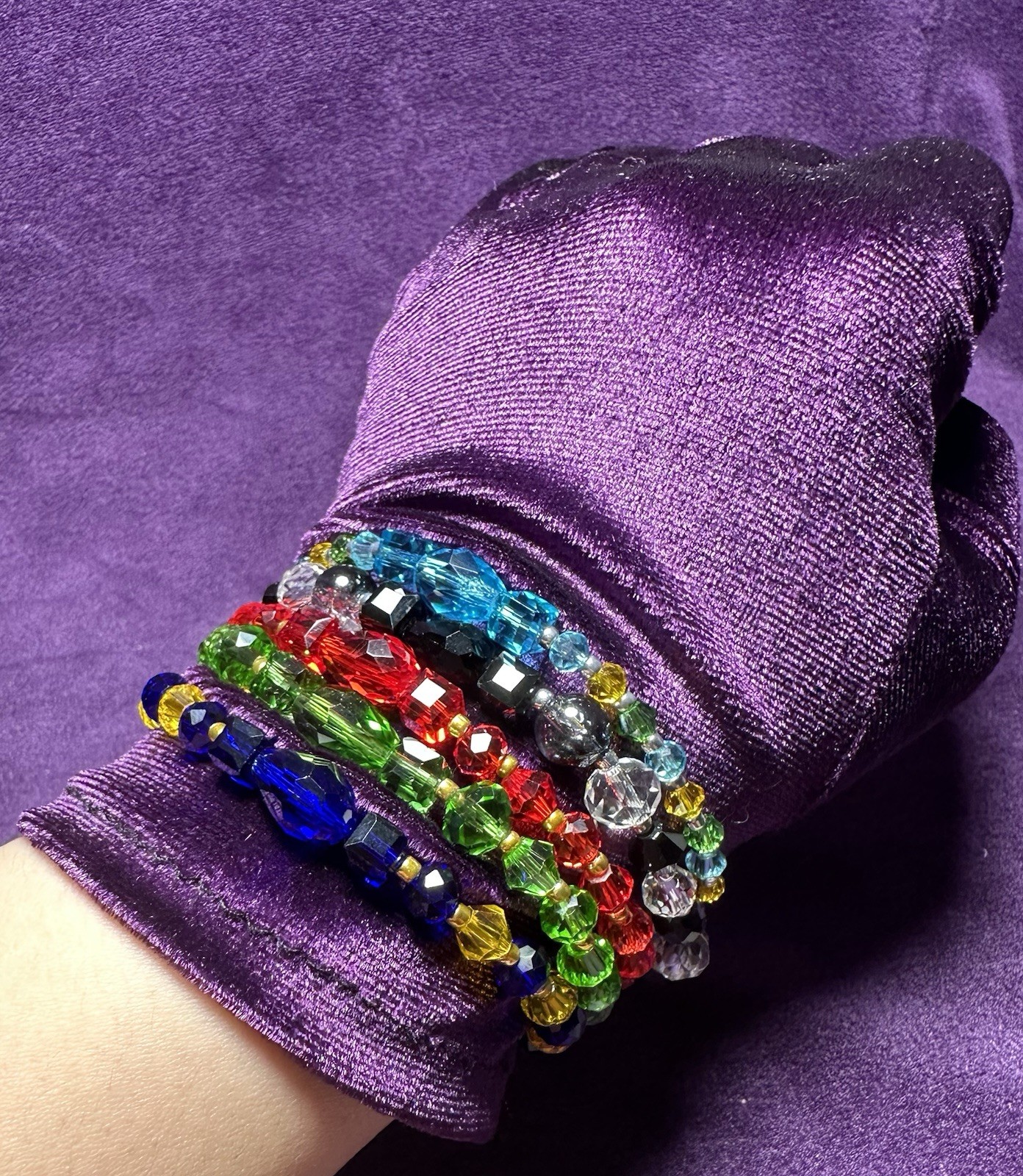 Set of 5 Handcrafted Multicolor Crystal Glass Beaded Stretch Round Bracelets
