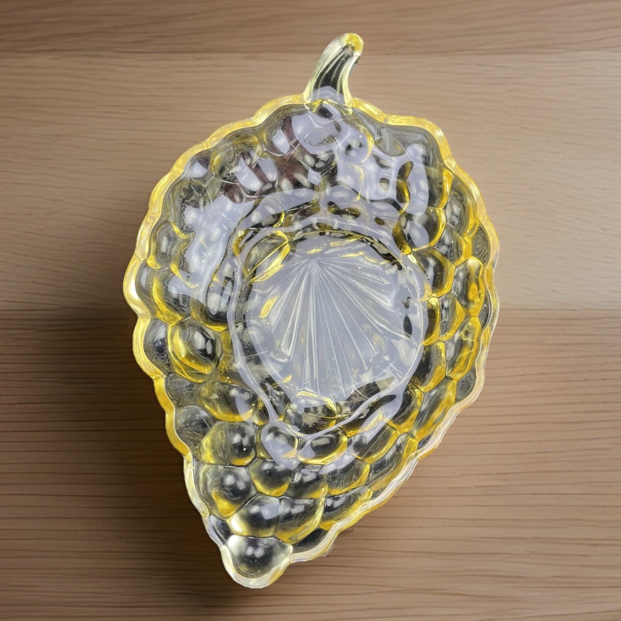 Glass Grapes Dish Trinket/ Nut / Candy 1940's Anchor Hocking Yellow Rim EAPG