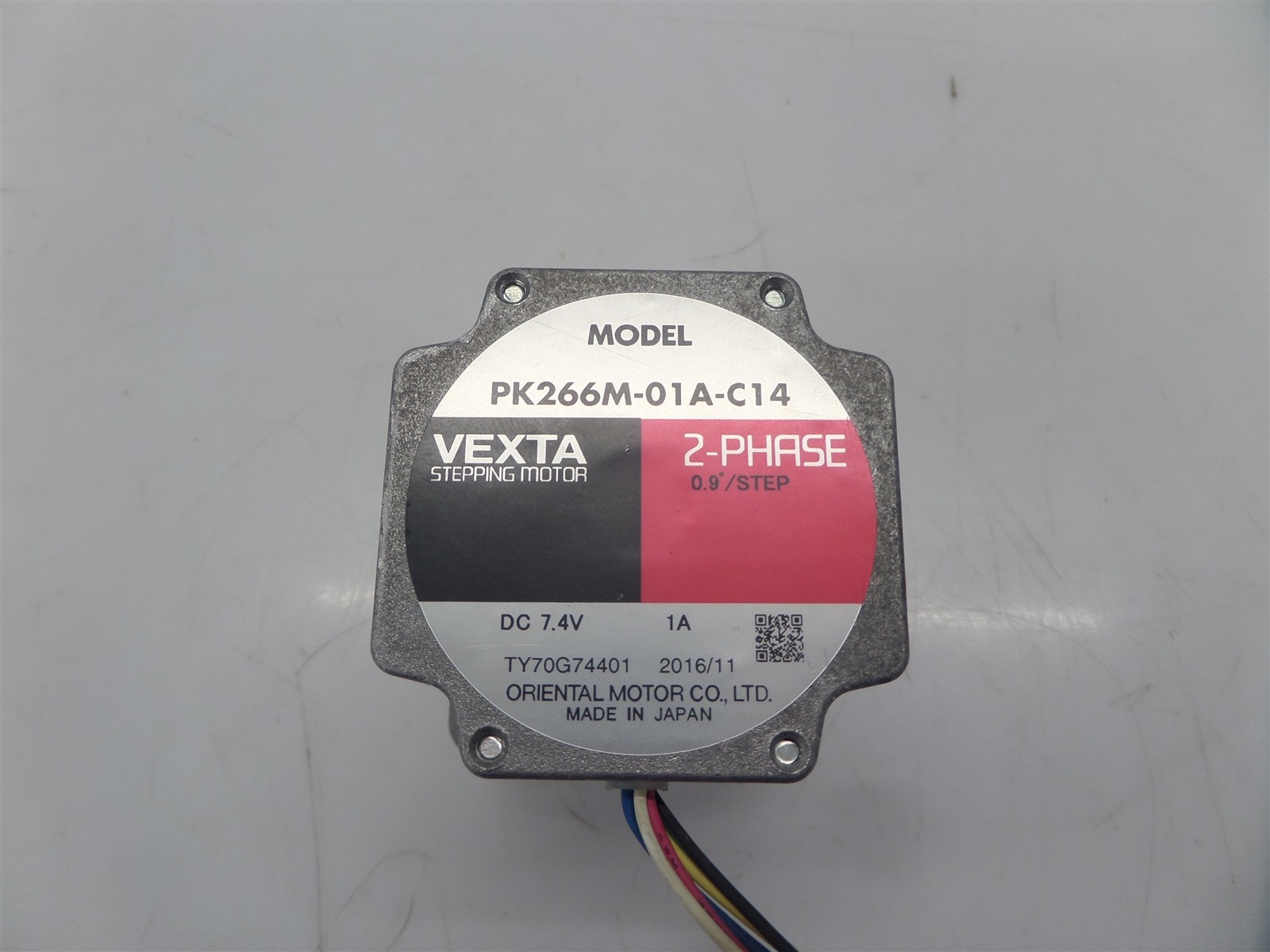 Oriental Motors Vexta PK266M-01A-C14 2-Phase Stepping Motor