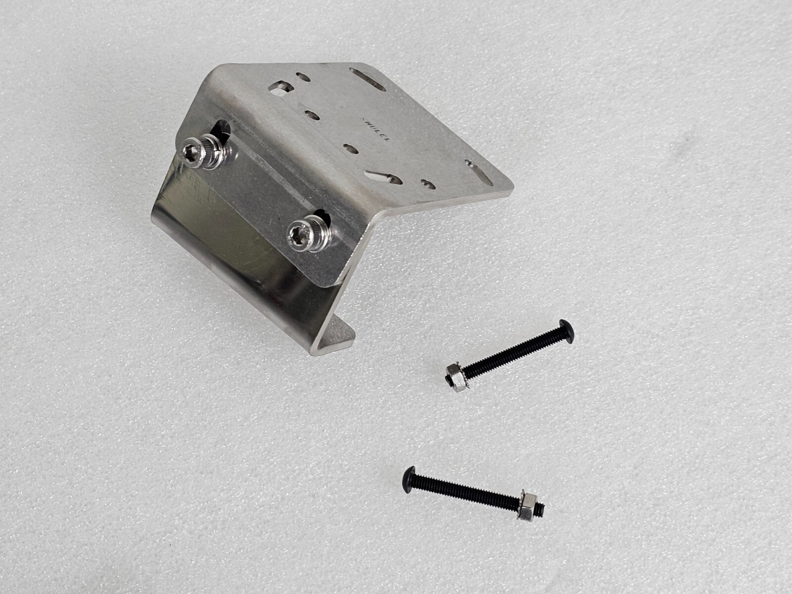 1PC BANNER L-GAGE LE550 Displacement Sensor