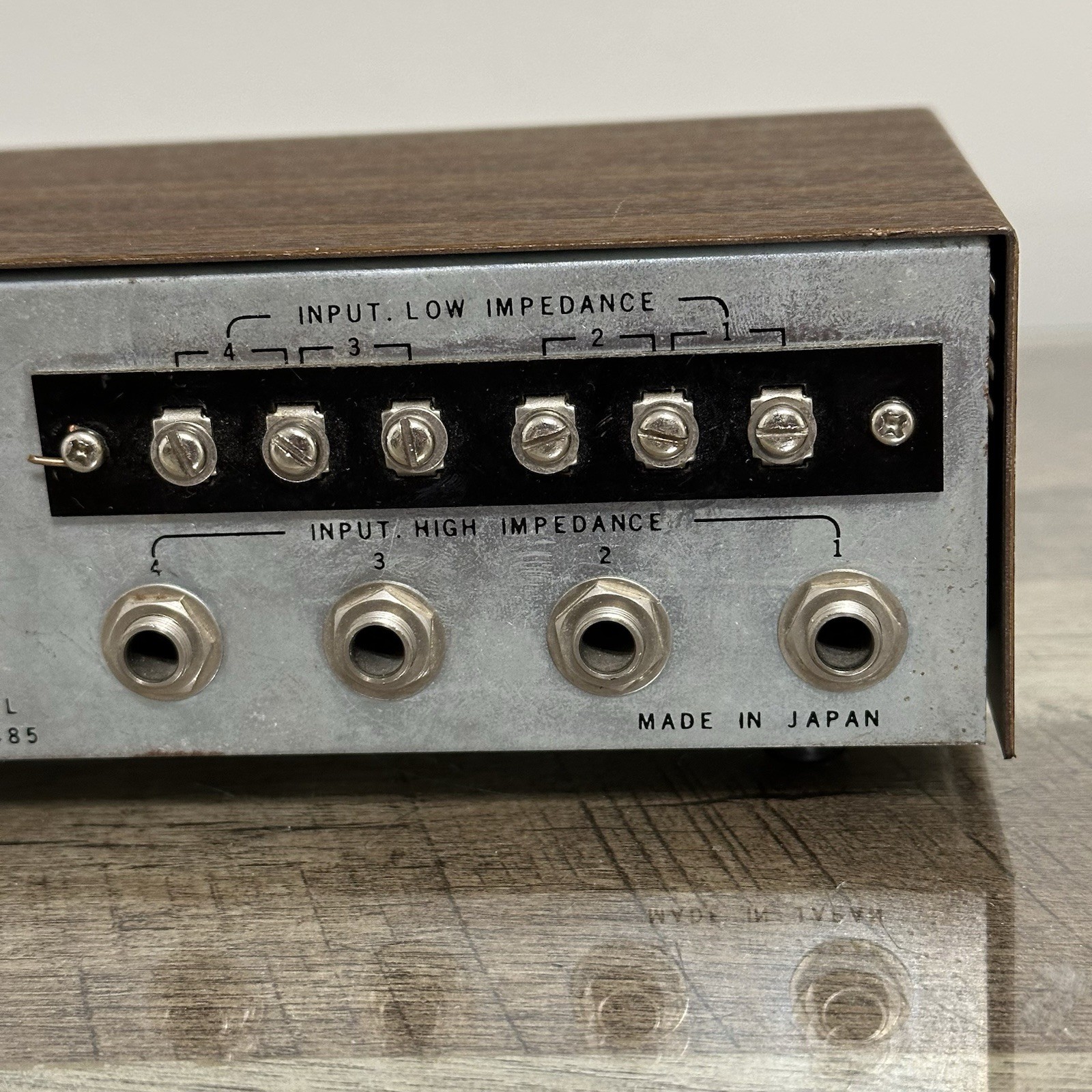 Claricon 44-485 Solid State Microphone Mixer Preamplifier