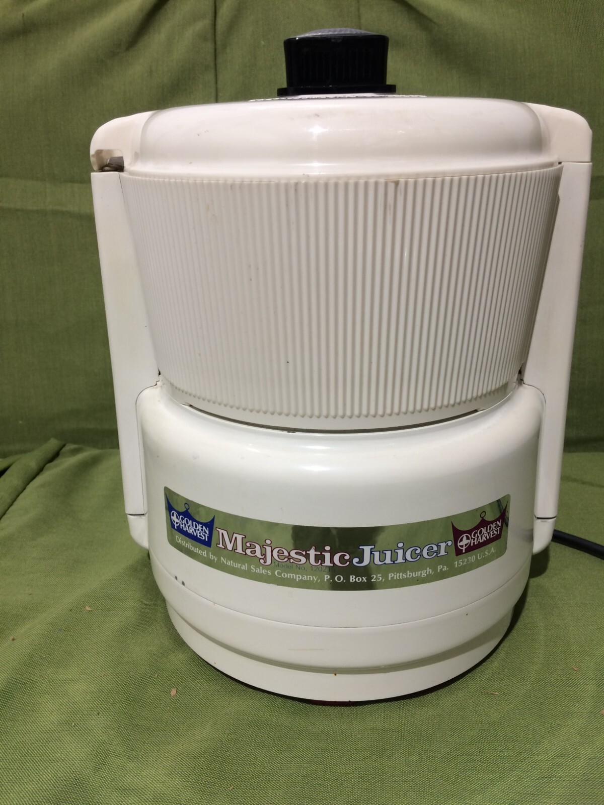 Golden Harvest Majestic Juicer Heavy Construction - 12-11056