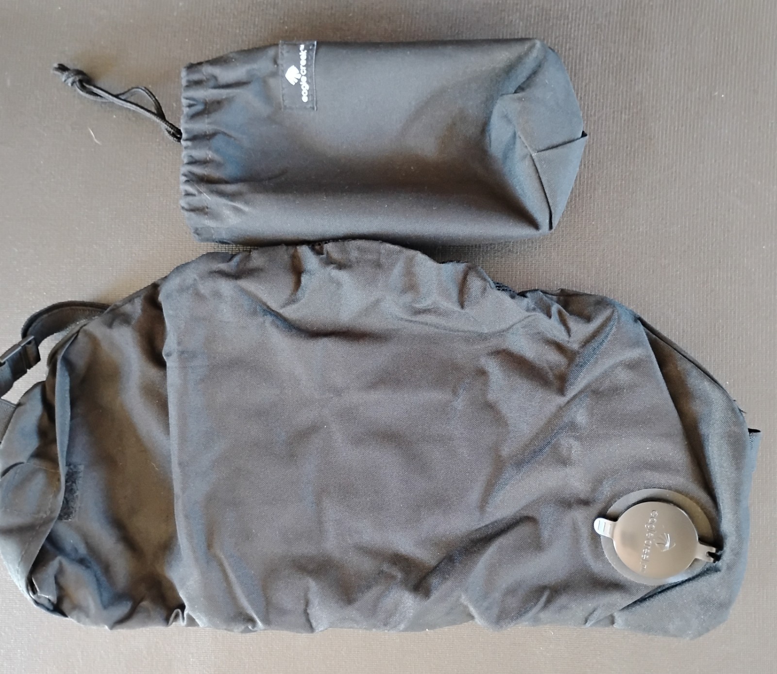 eagle creek water sling pack