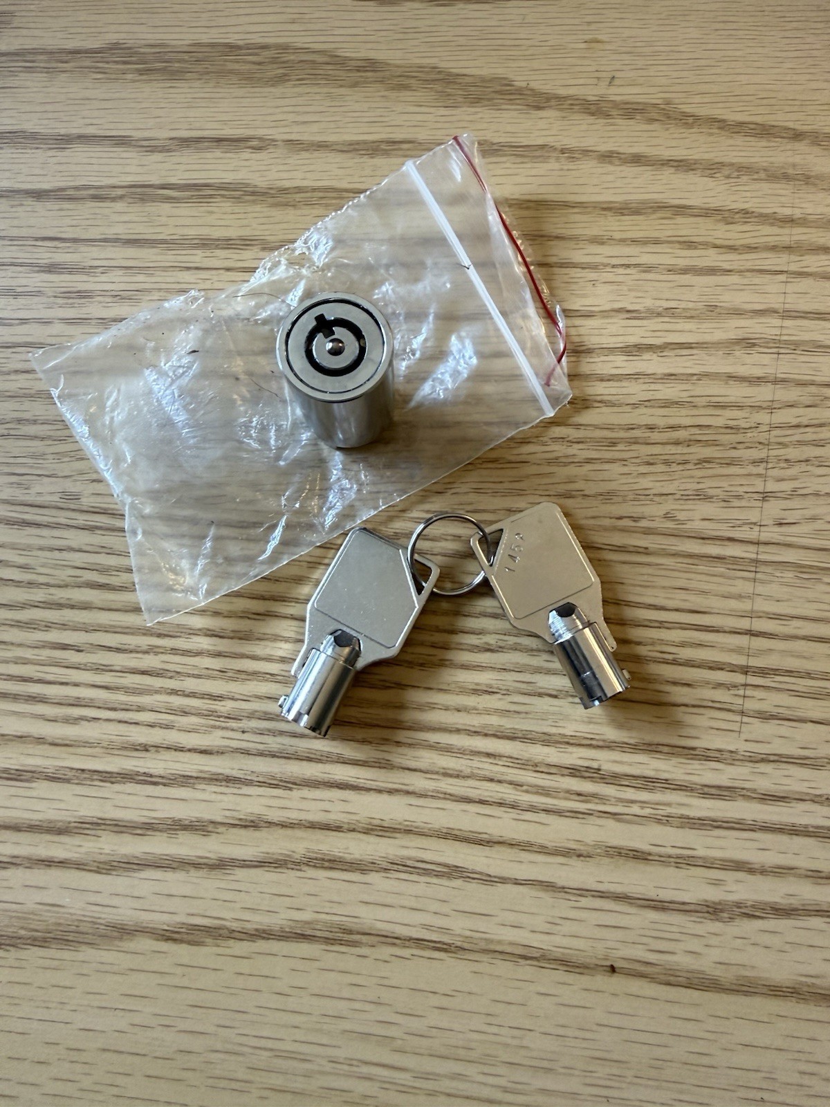 New Dixie Narco, Vendo, Pepsi Coke Soda machine Vending Lock and Keys New