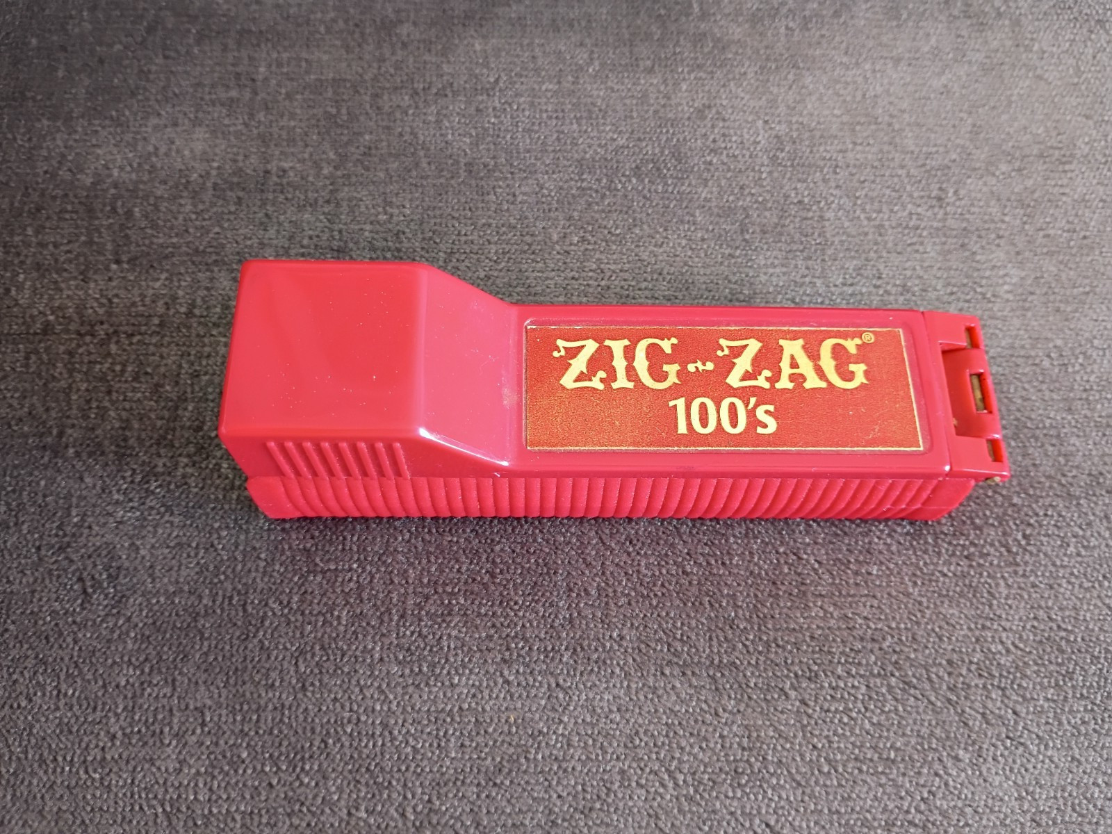 Zig-Zag 100's Injector Cigarette Rolling Machine RED -used- works.