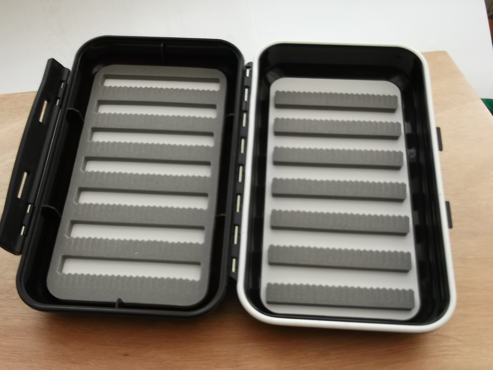 BLACK CLICK LOCK TROUT AND SEA TROUT FLY BOX