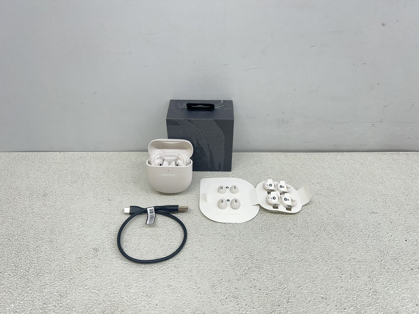 Bose QuietComfort Noise Cancelling Bluetooth Wireless Earbuds II - White -