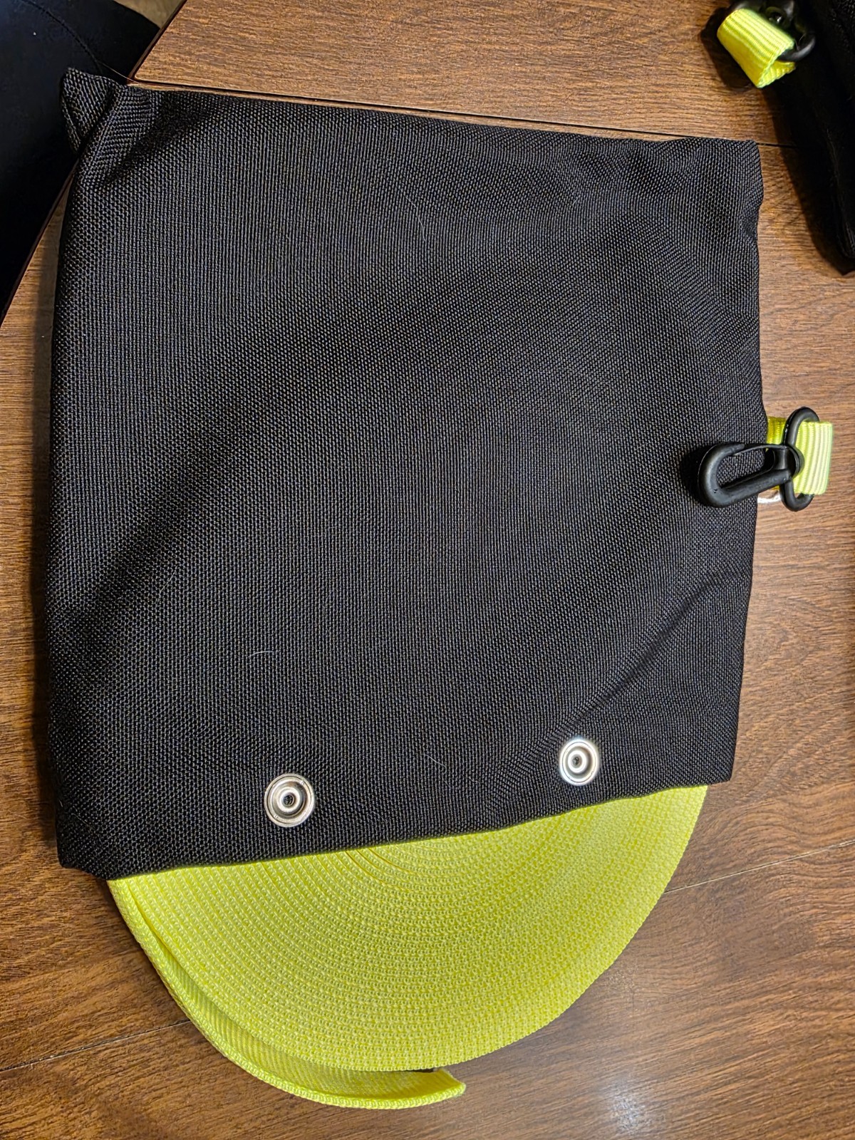 40 foot tubular webbing in Black Pouch