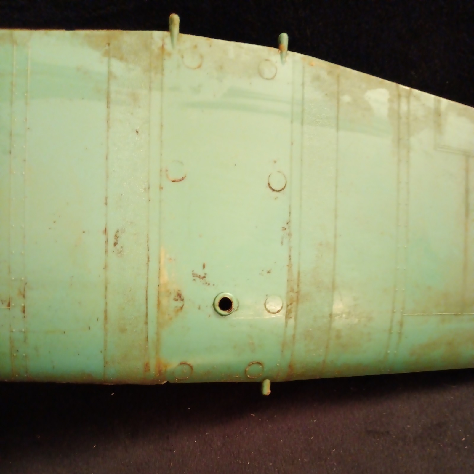 Cox 049 PT-19 Trainer Wing U- Control Thimble Drome