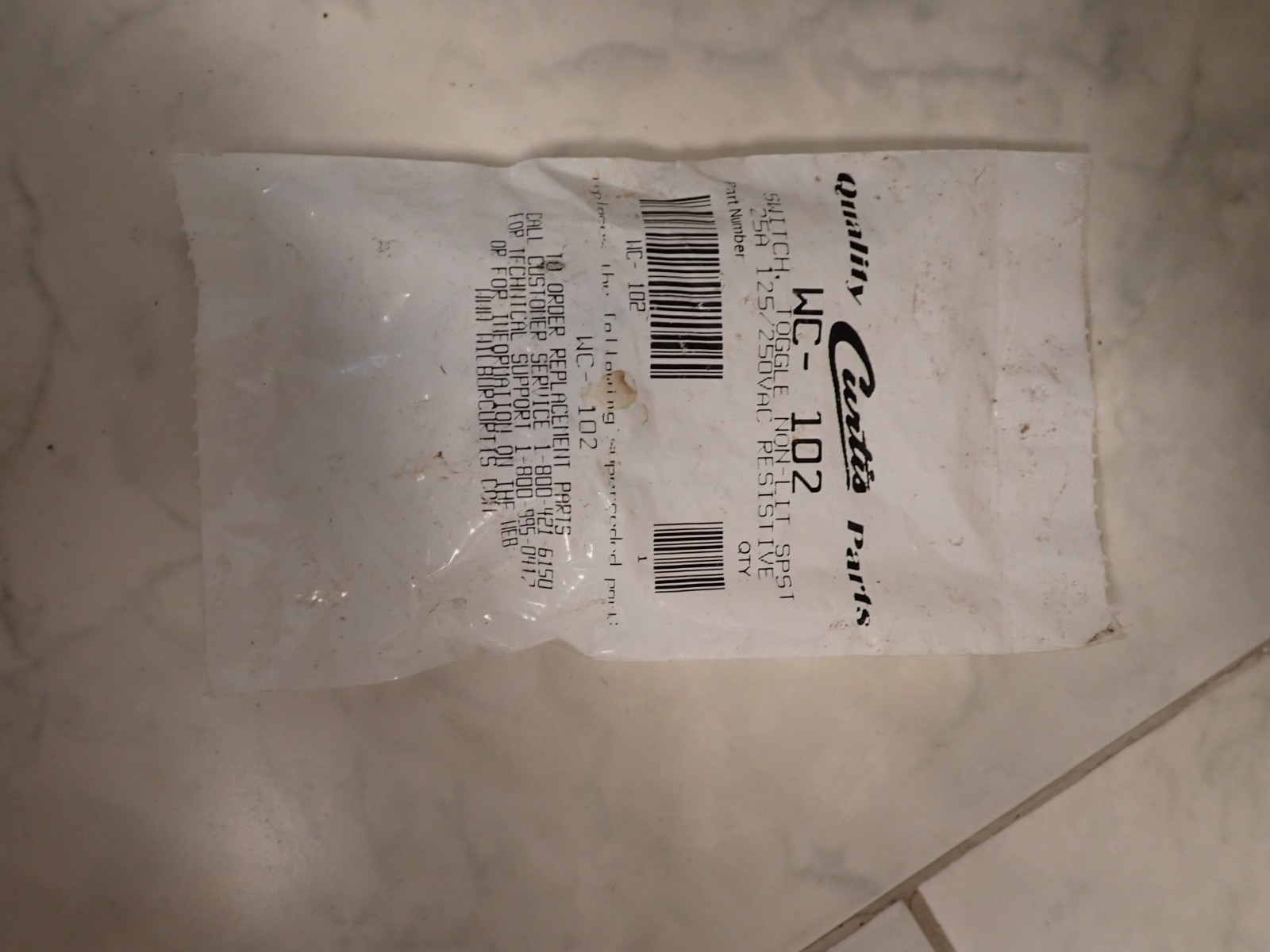 Curtis WC-102 Non-Lit Toggle Switch 25A 125/250V