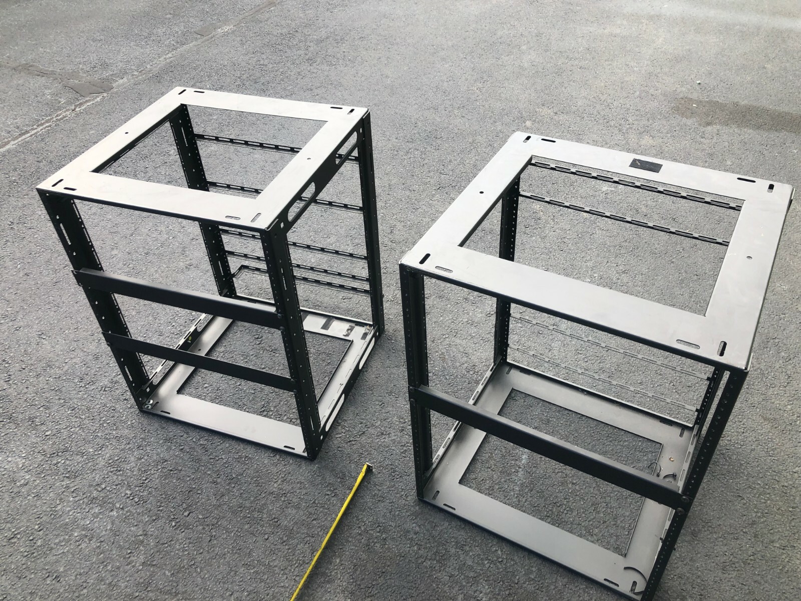 25"X19"X18" Middle Atlantic Audio Rack with Cable Managers/Rest and Blank Covers