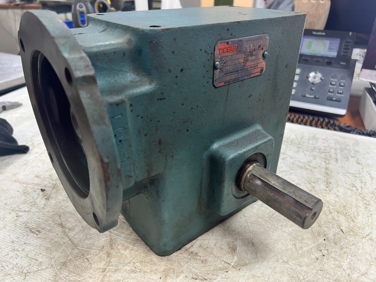👀 DODGE TIGEAR 10:1 GEAR REDUCER 949 TORQUE 3.0 MAX HP IN 1750 RPM MR94667L1