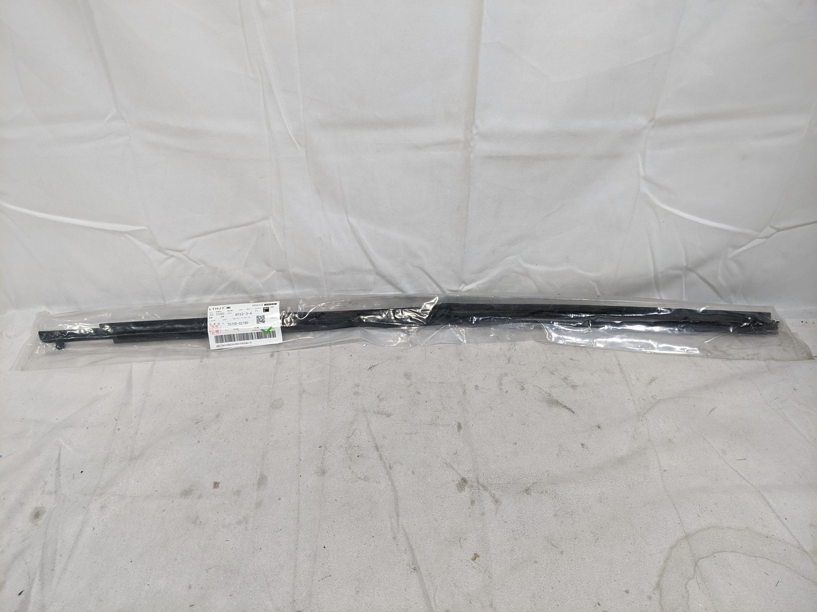 LTHJT 75740-02160 Window Moulding Trim Strip Rear Left door  1pc/set 1H95