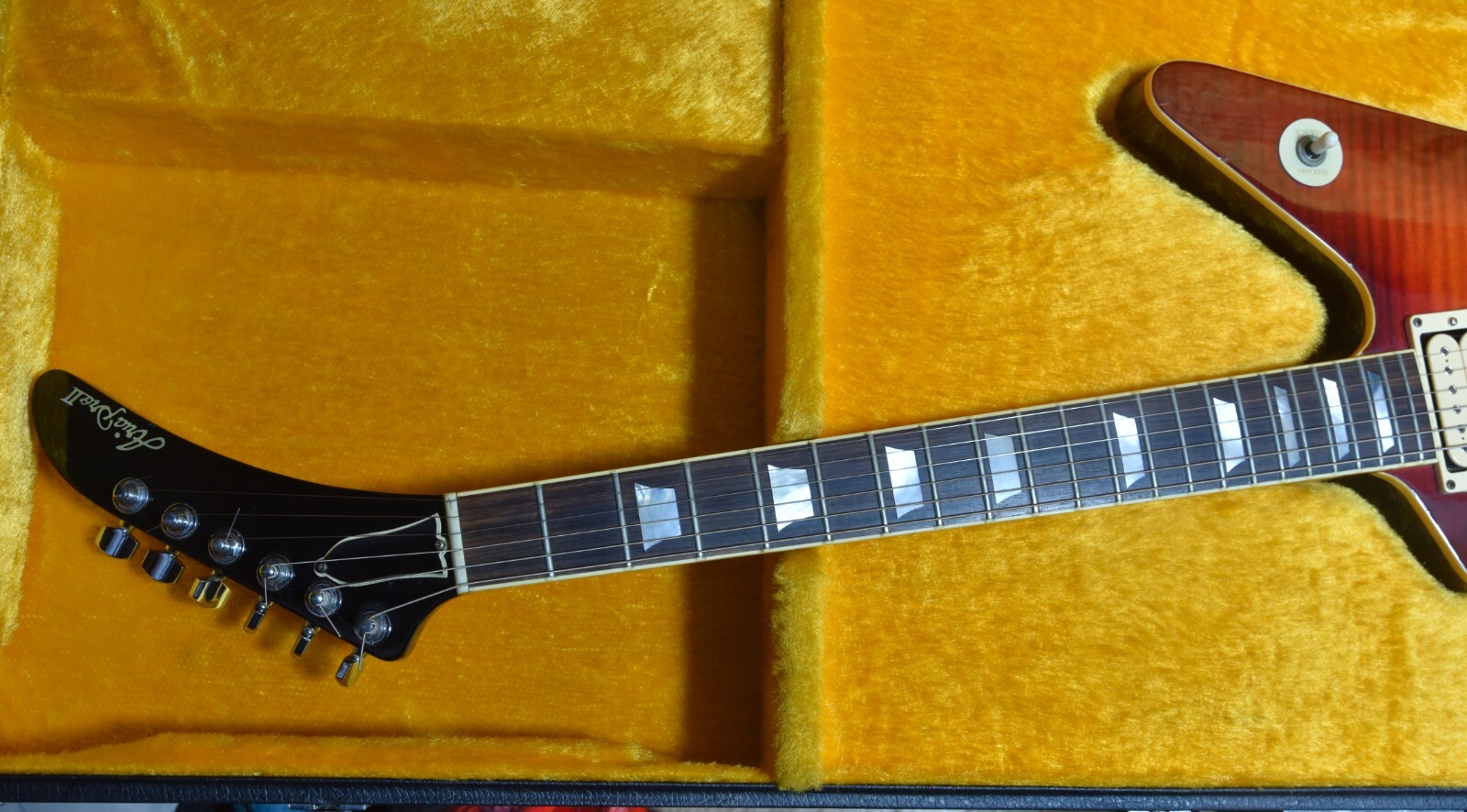 ARIAPROII EX-900 - CHERRY SUNBURST