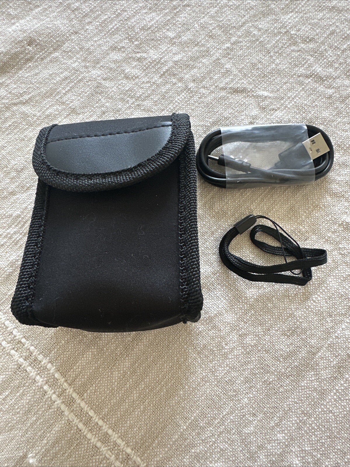 Unbranded Golf Range Finder Case and Charger Black