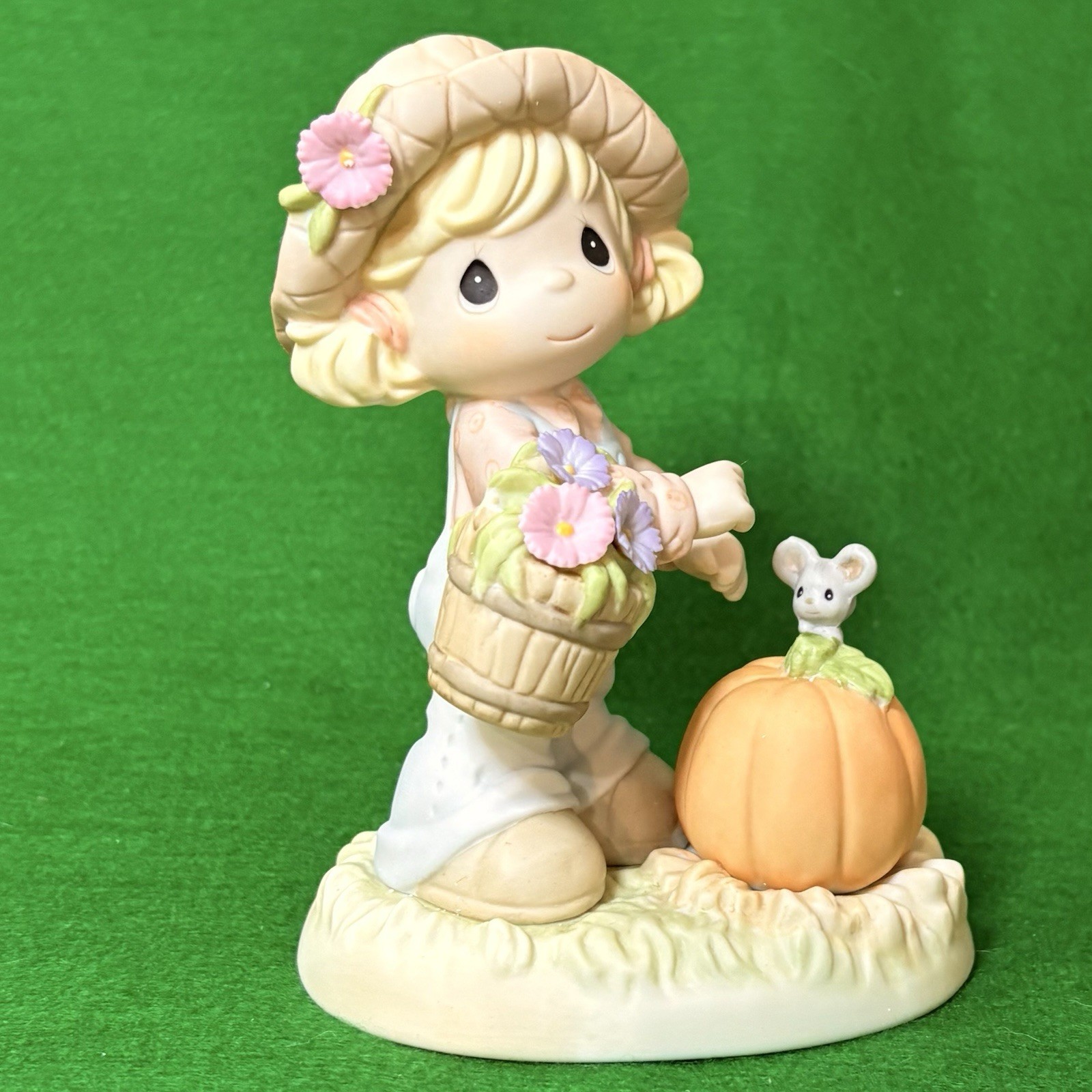 Precious Moments 101526 October Cosmos: Ambitious 2001 Calendar Series With Box