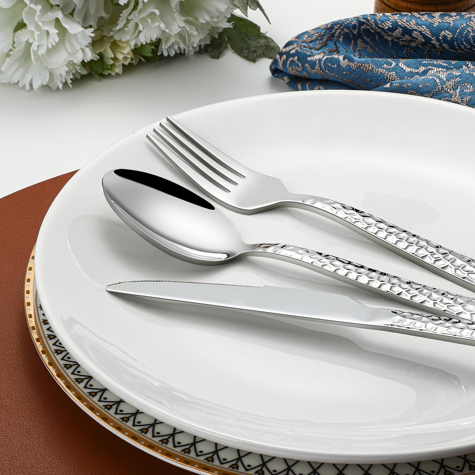 60 Piece Silverware Set for 12, Stainless Steel Hammered Flatware Set, Kitche...