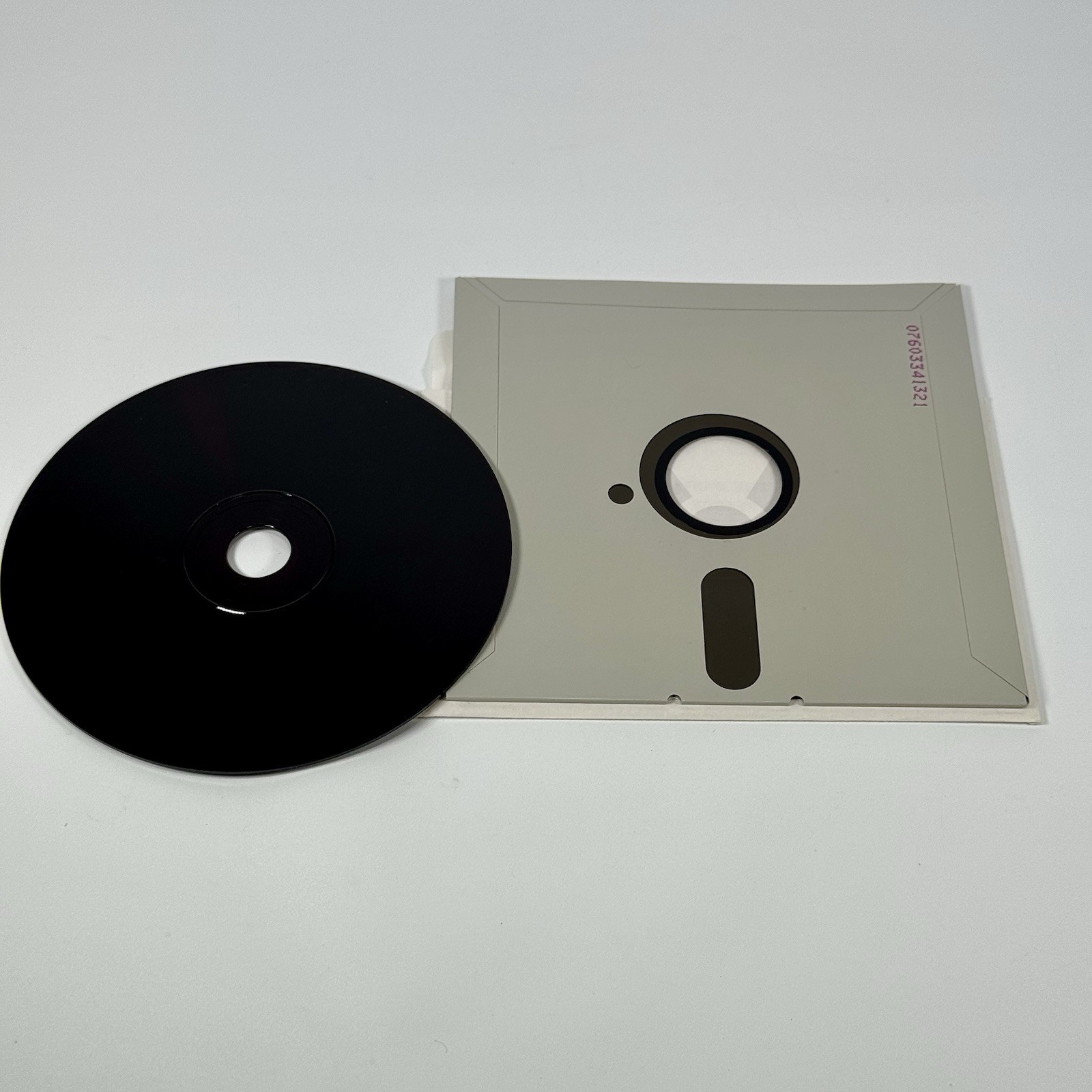 Commodore Silo 64 by Older Games & 8 Bit Weapon Soundtrack Post Nuclear Action