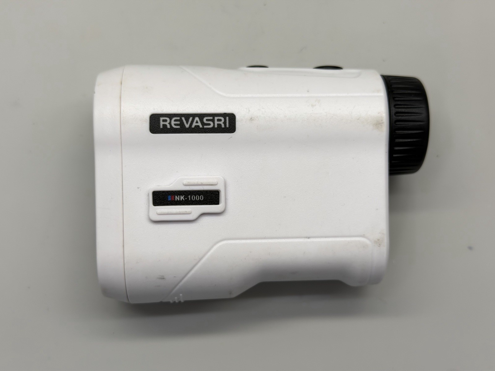 REVASRI NK-1000 Golf Rangefinder | Rechargeable | 1000Y | Flag Lock | White