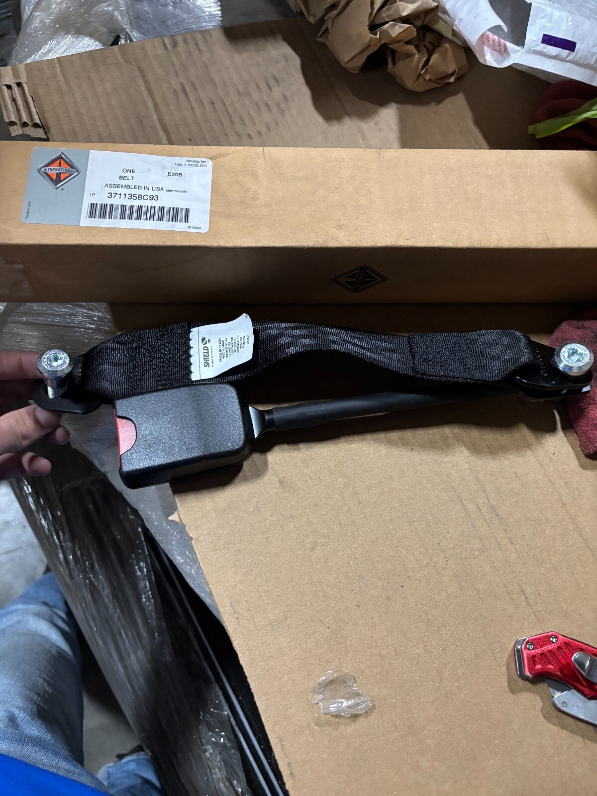 International 3711358C93 Latch,Belt , Buckle, Air Seat,