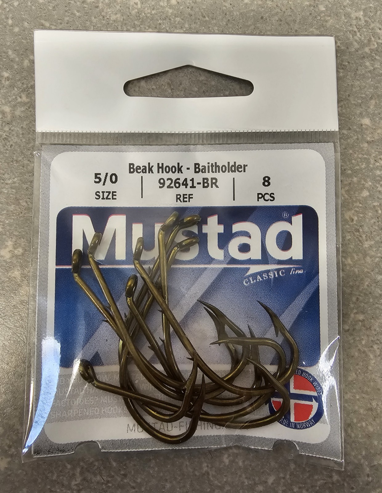 MUSTAD 92641-BR BAITHOLDER FISHING HOOKS ASSORTED SIZES