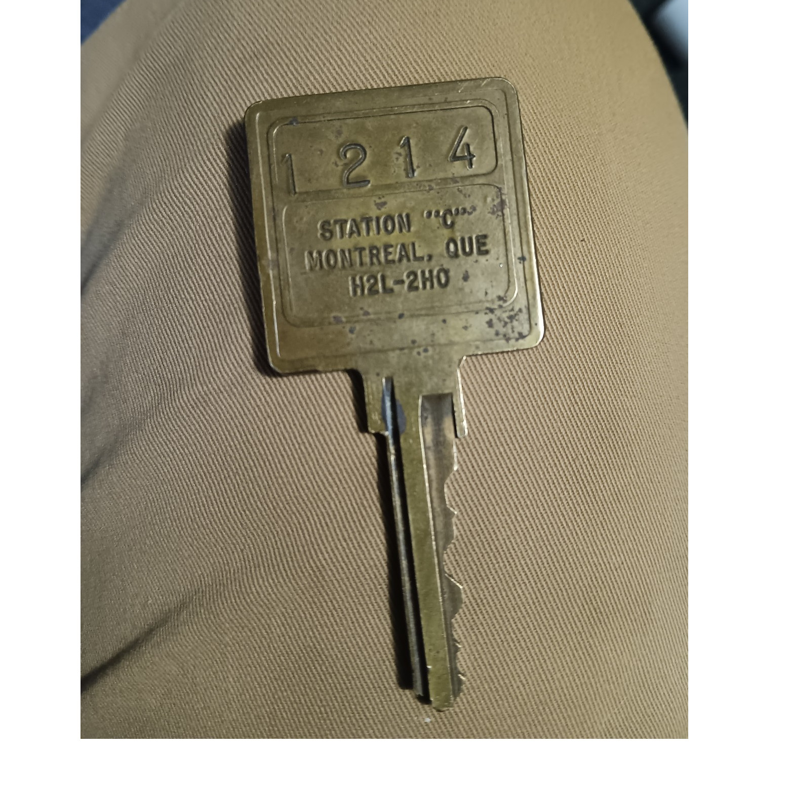 Canada Post Montreal Station C Mailbox Key Brass 5 Pin MPN 1214 H2L-2H0