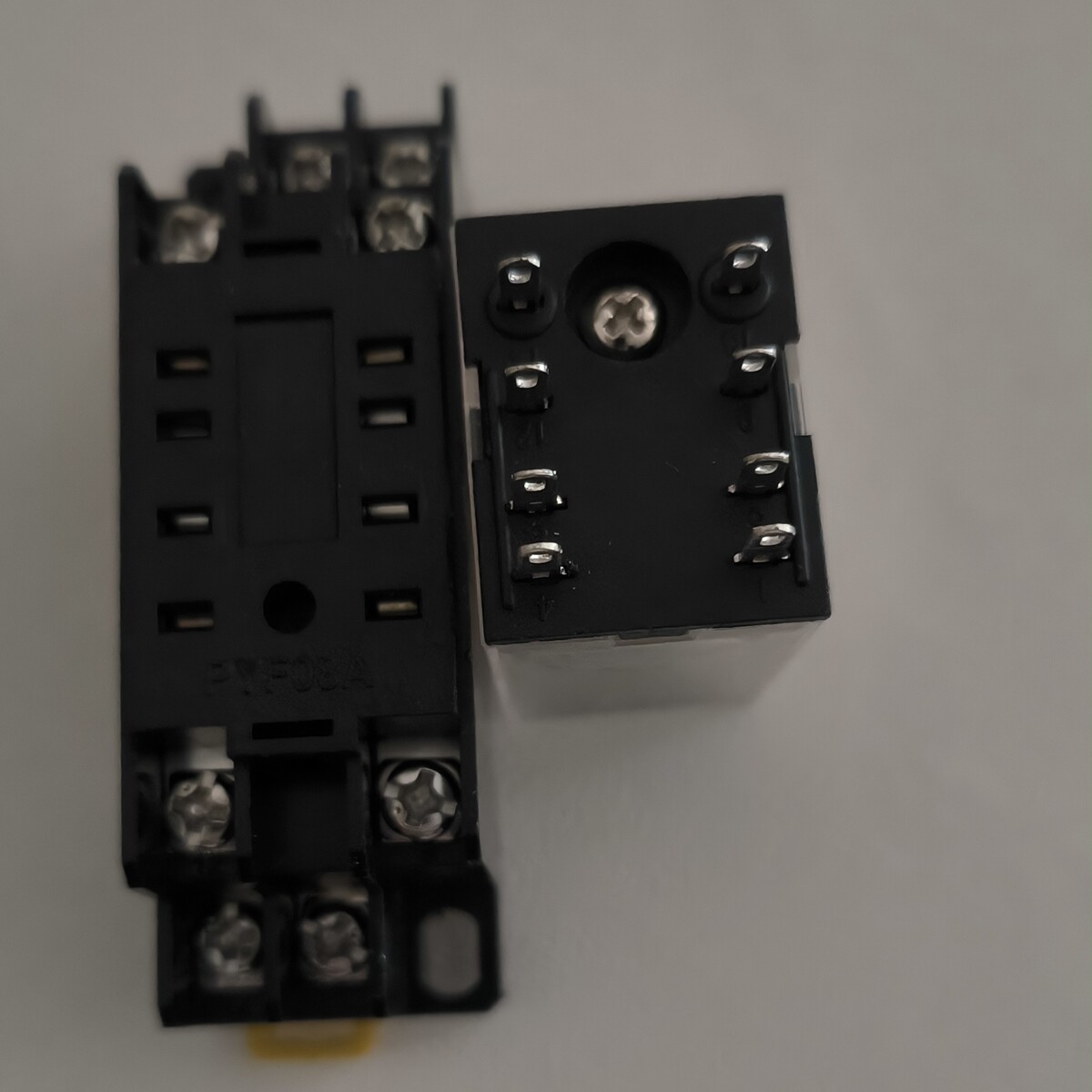 FOR Intermediate small electromagnetic relay MY2NJ HH52P 220VAC PYF08A=DYF08A