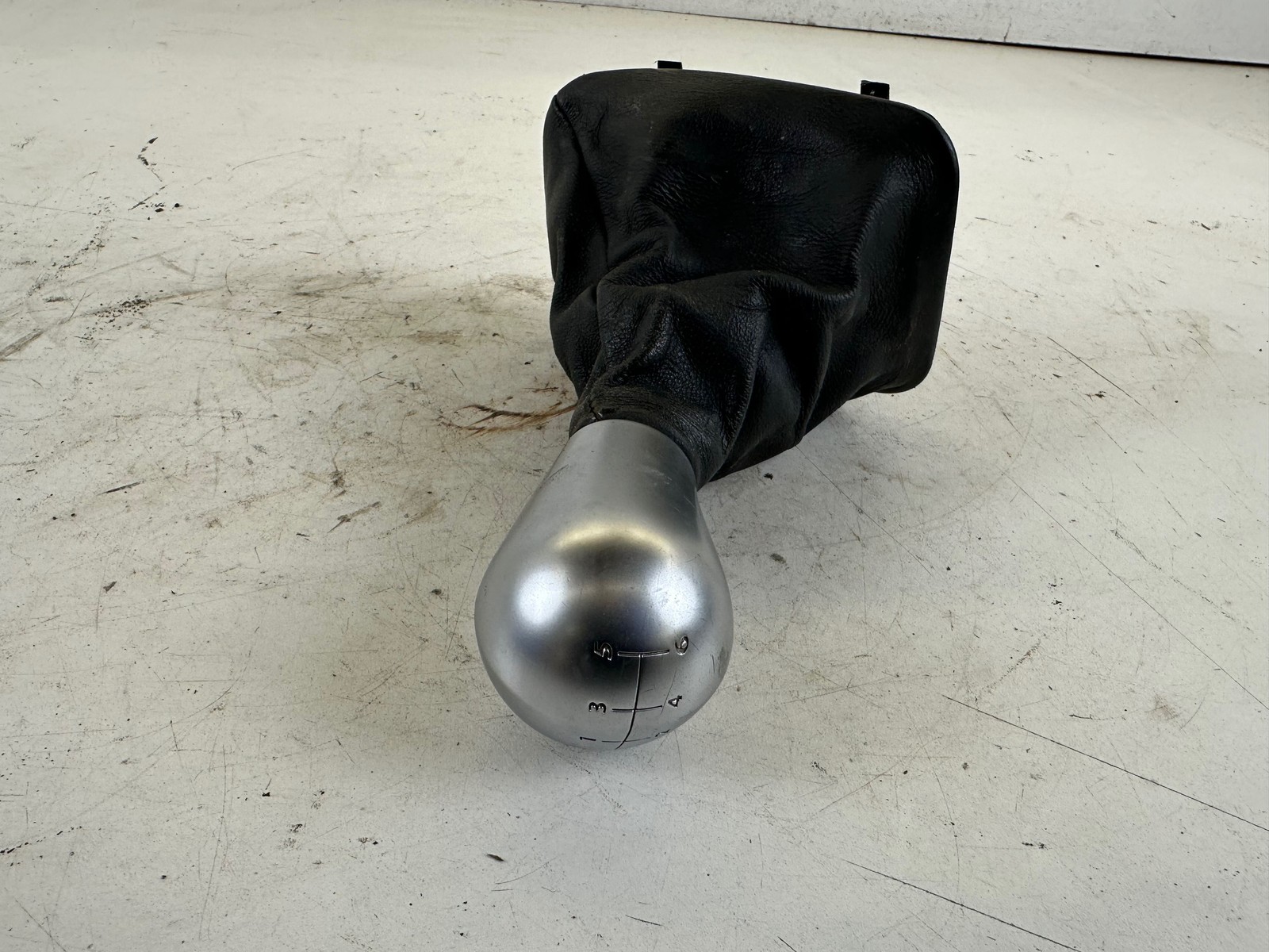 Chrysler Crossfire 6 Speed Shift Knob 04-08 OEM A193 267 01 01