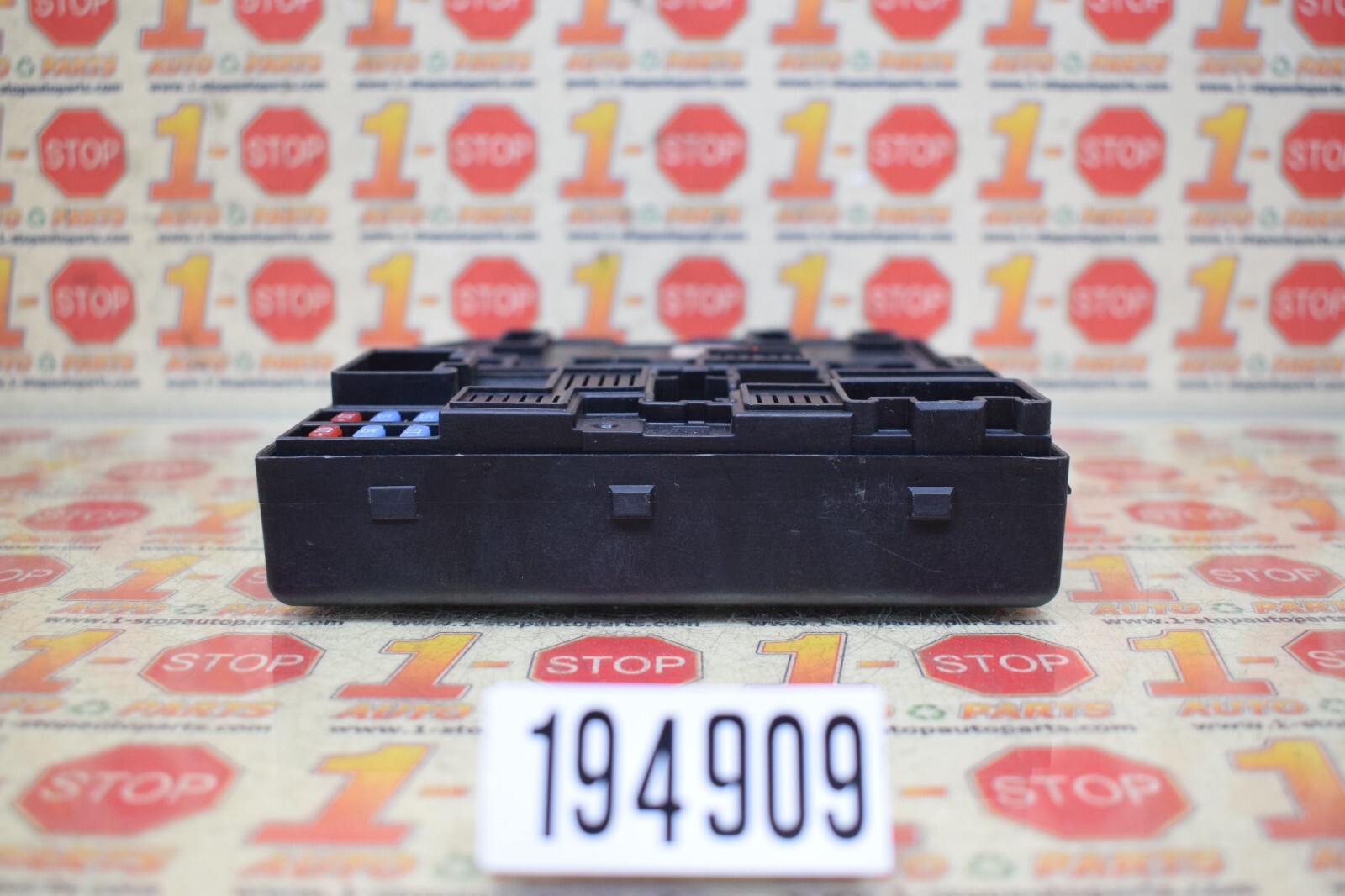 2017 2018 2019 2020 NISSAN ROGUE IPDM POWER SUPPLY FUSE BOX 284B7-5NA0B OEM