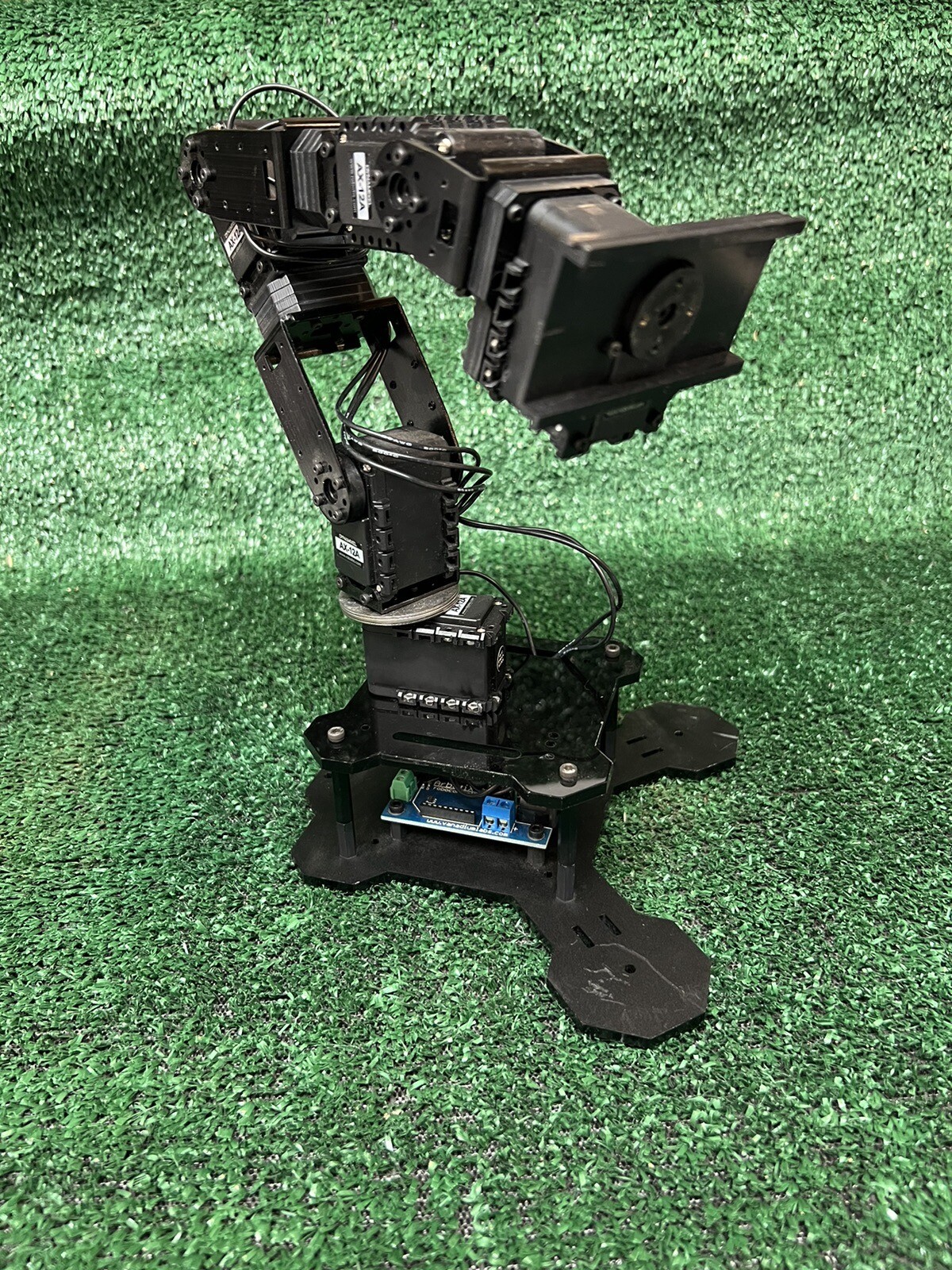 ROBOTIC ARM with Arbotix-M and Dynamixel AX-12A Servos