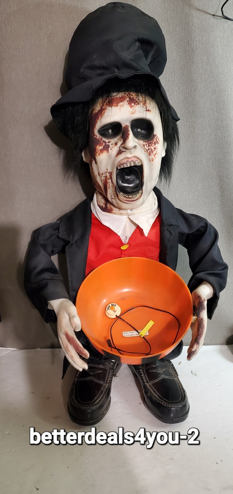 Gemmy Talking Zombie Animated Light Up Eyes Halloween Candy Dish 32" Tall Works